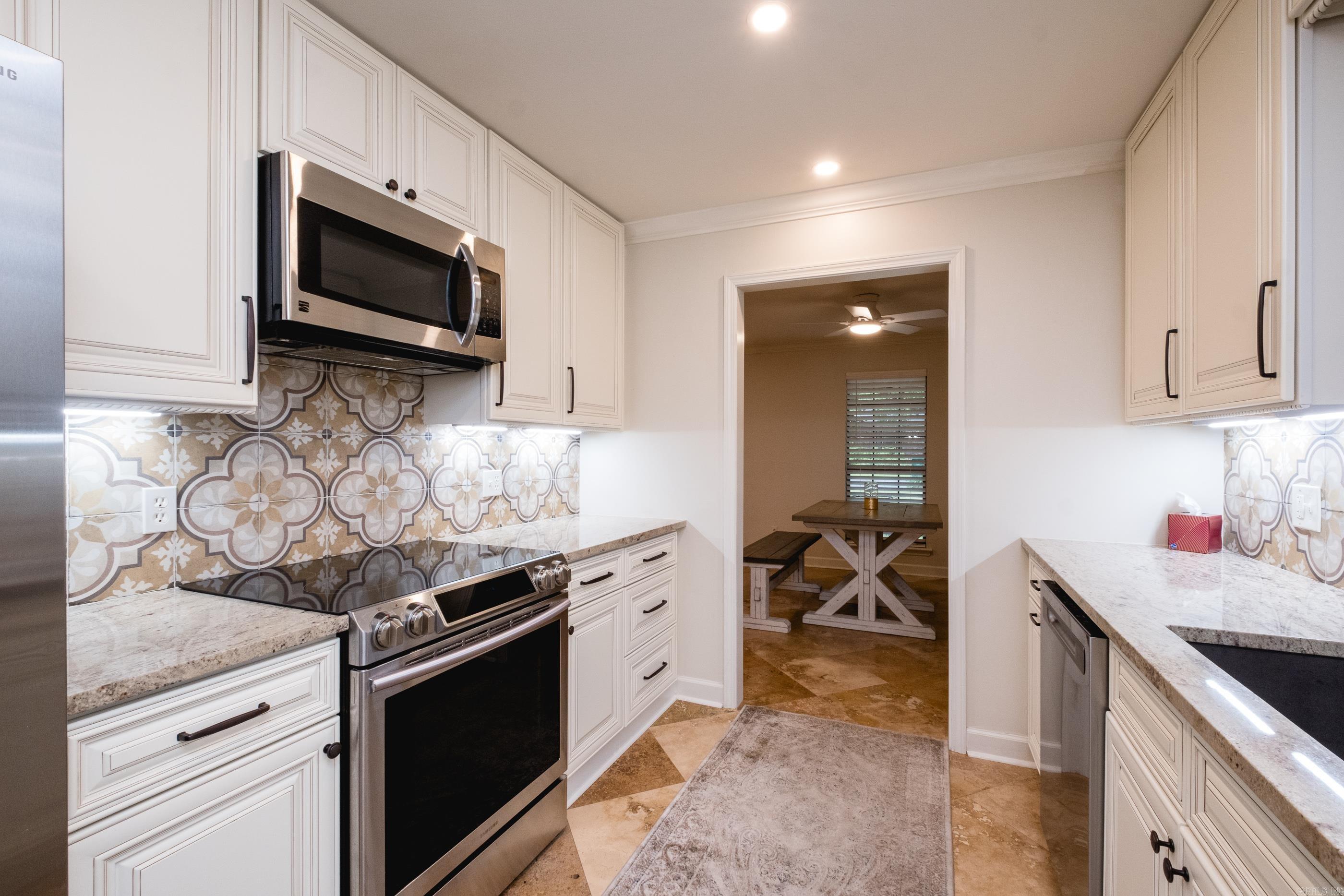 WALNUT VALLEY - Residential