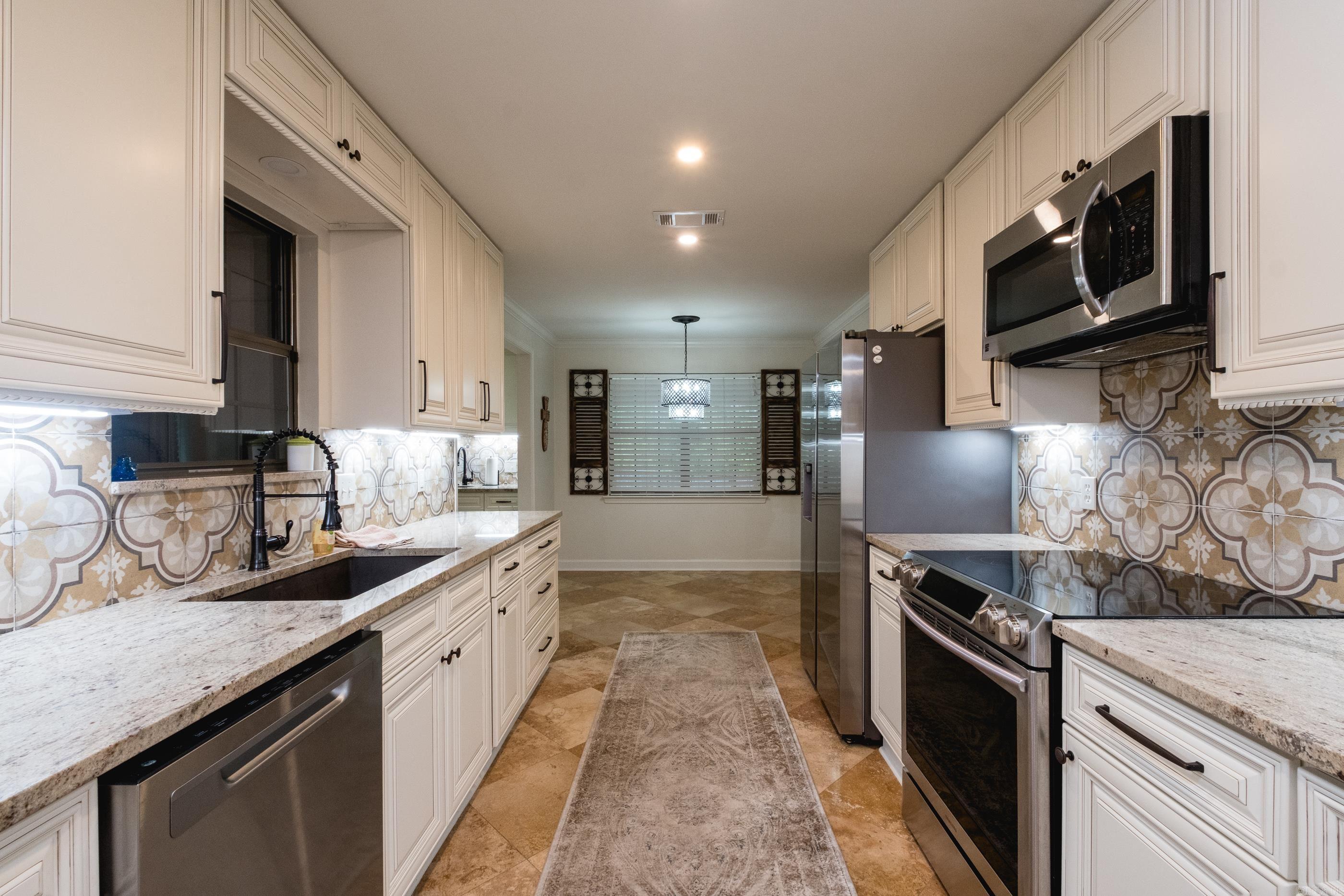 WALNUT VALLEY - Residential