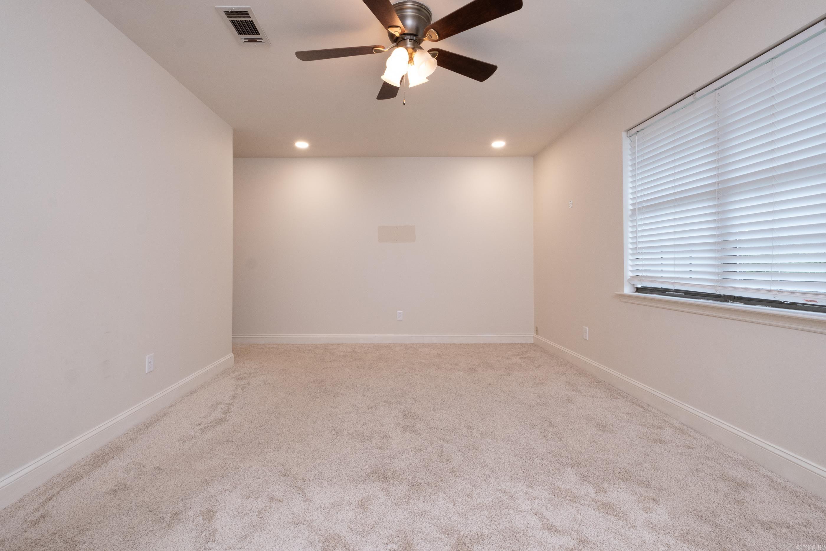 WALNUT VALLEY - Residential