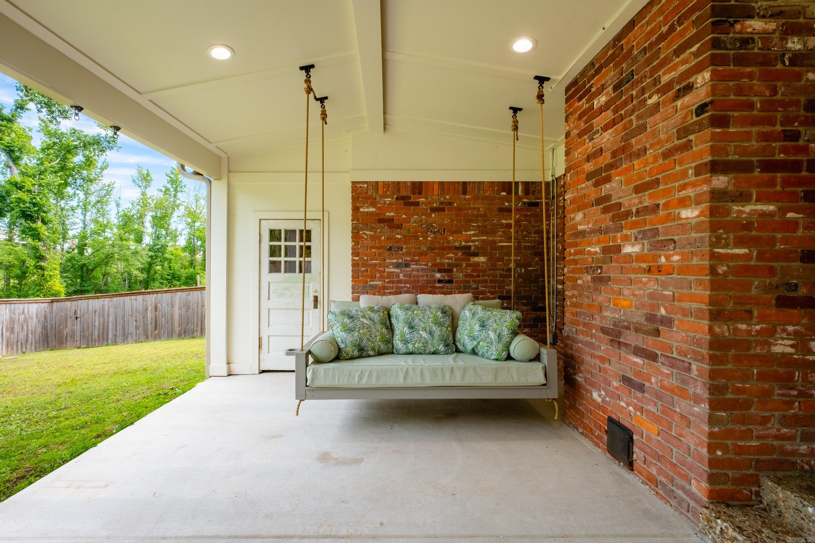 WALNUT VALLEY - Residential