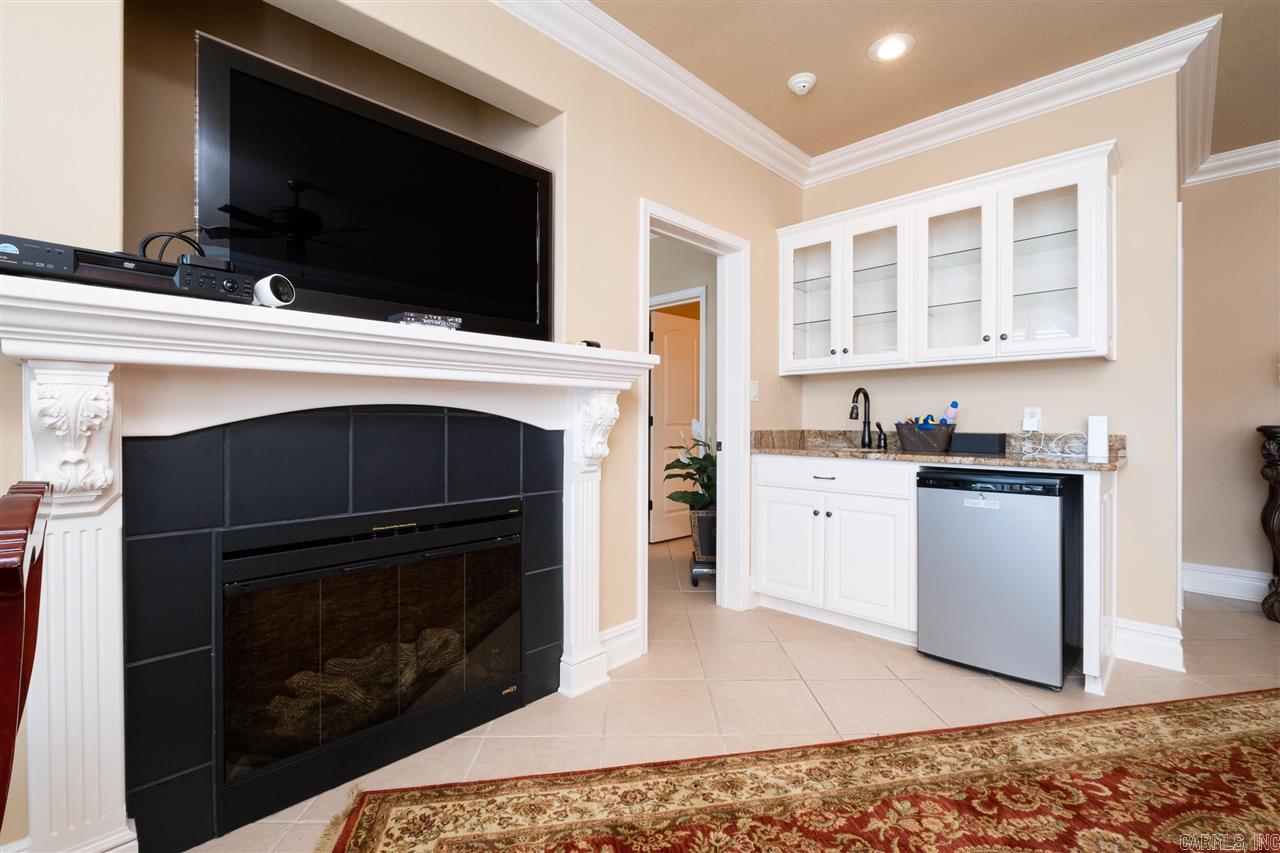 PARADISE BAY HPR - Residential