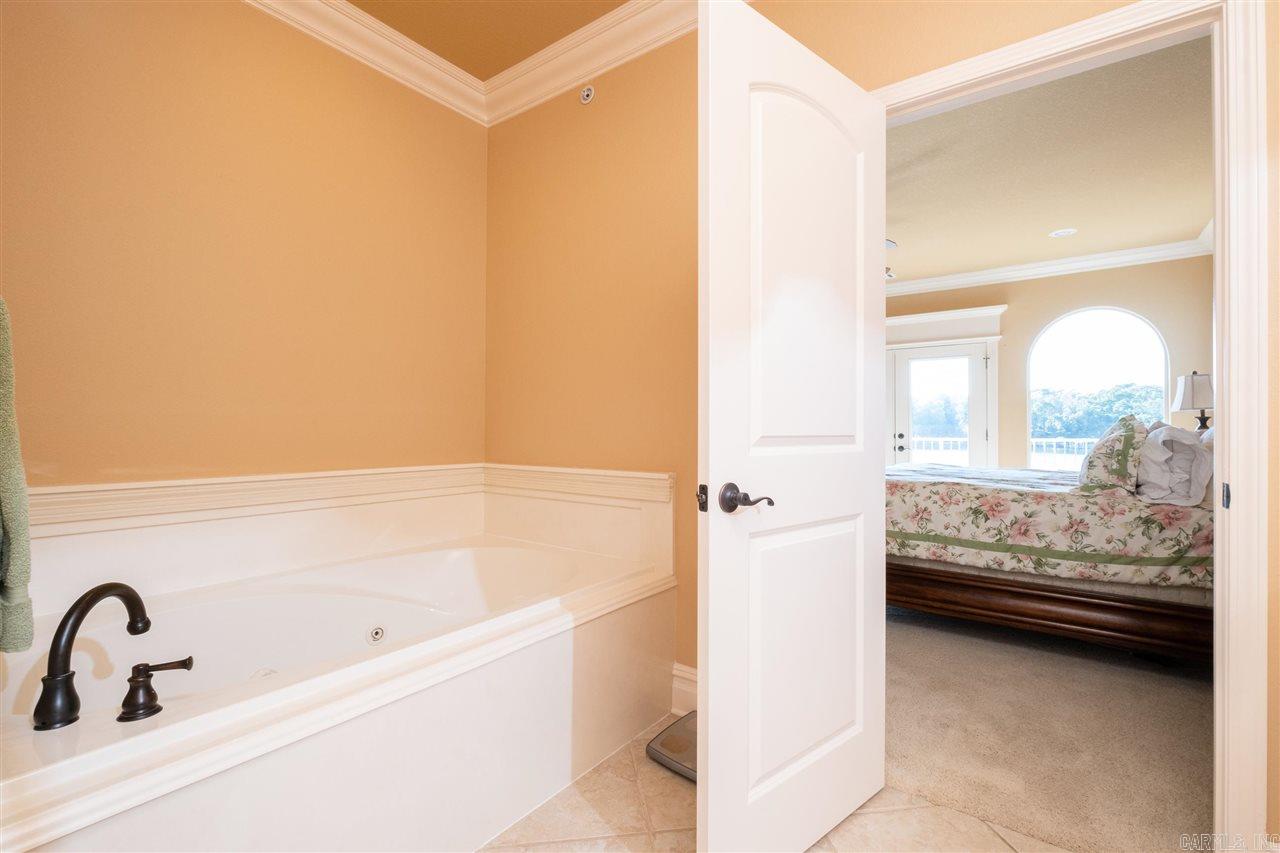 PARADISE BAY HPR - Residential