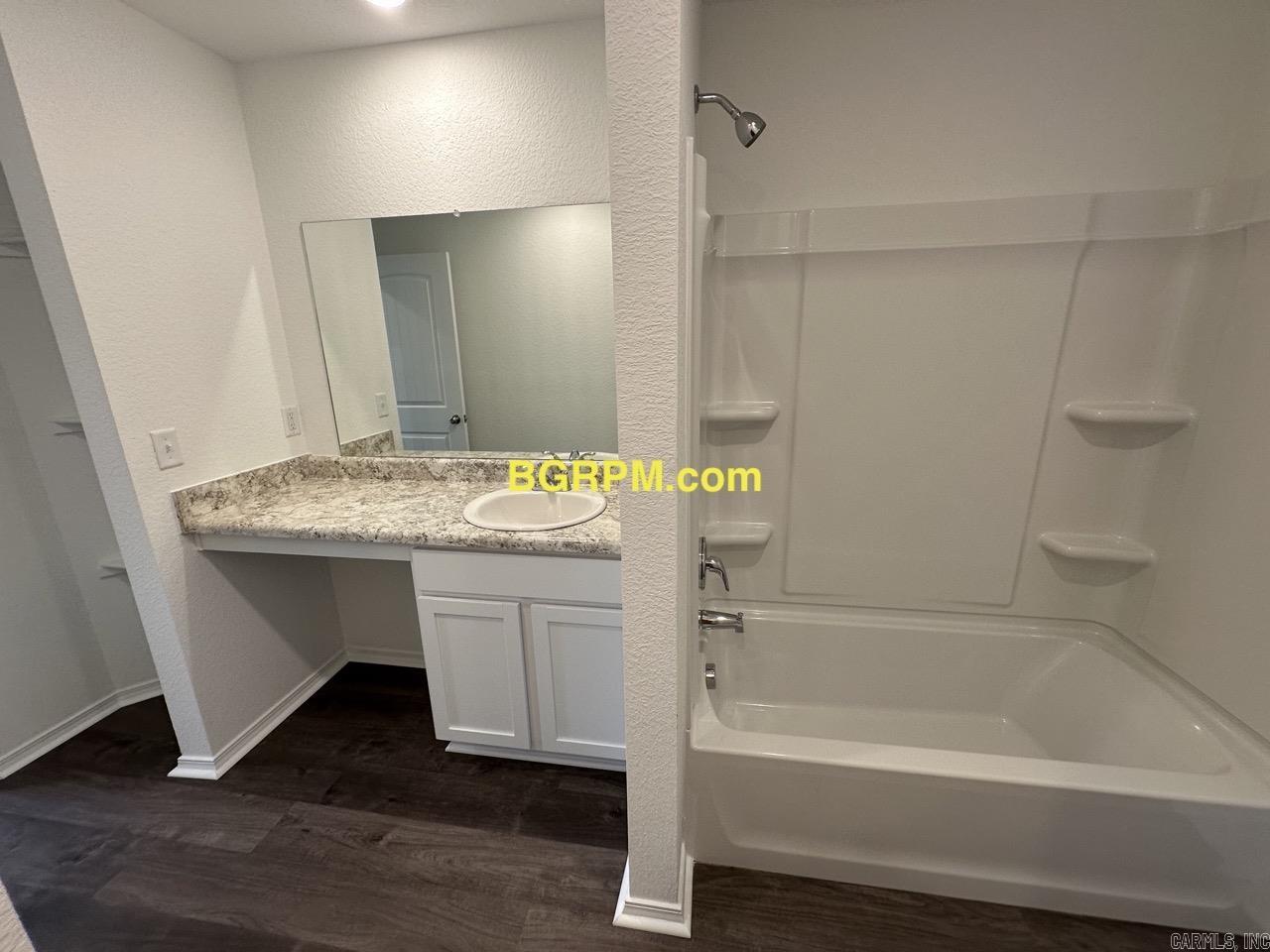 Metes & Bounds - Residential Lease