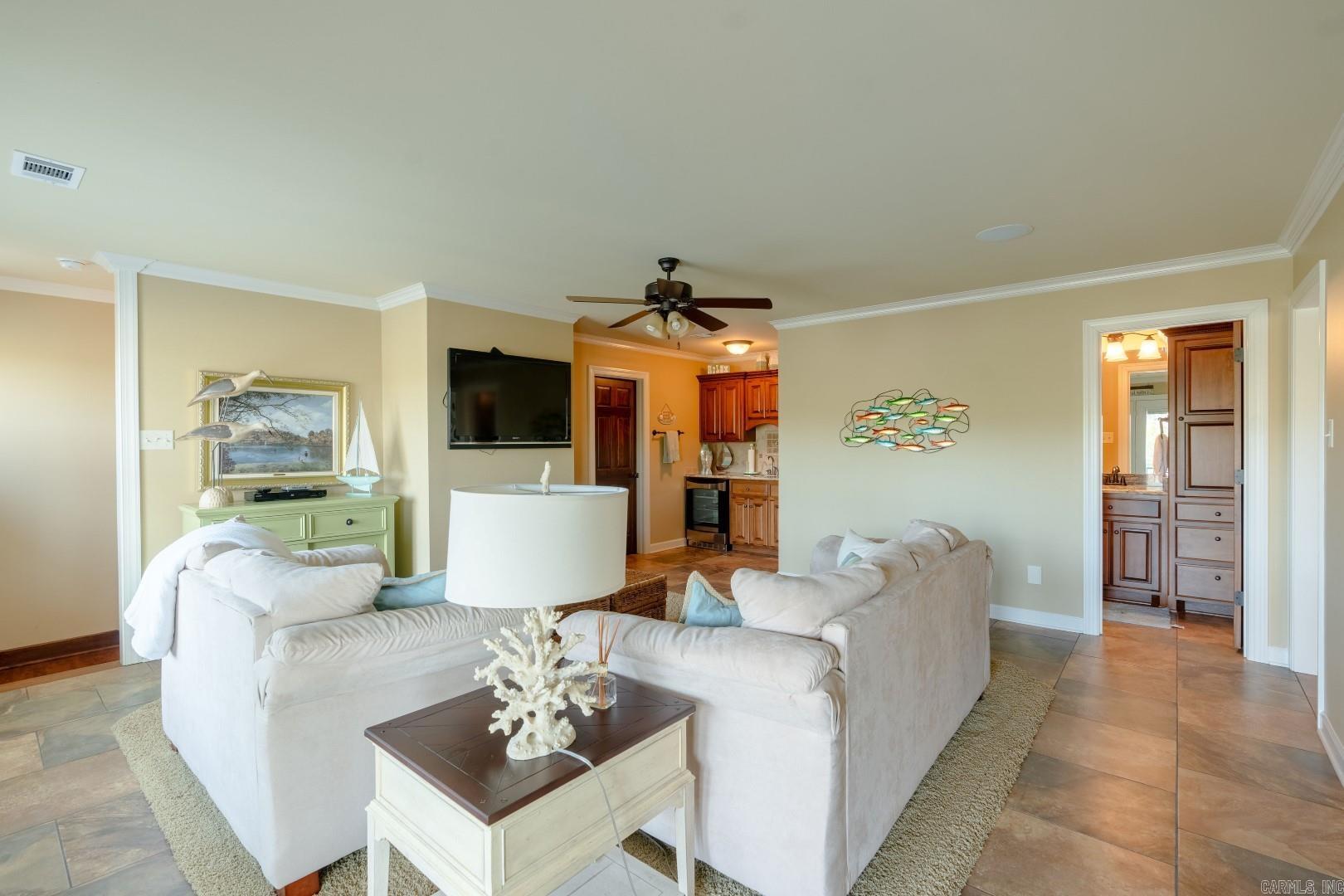 BRIGHTON POINTE - LAKE - Residential