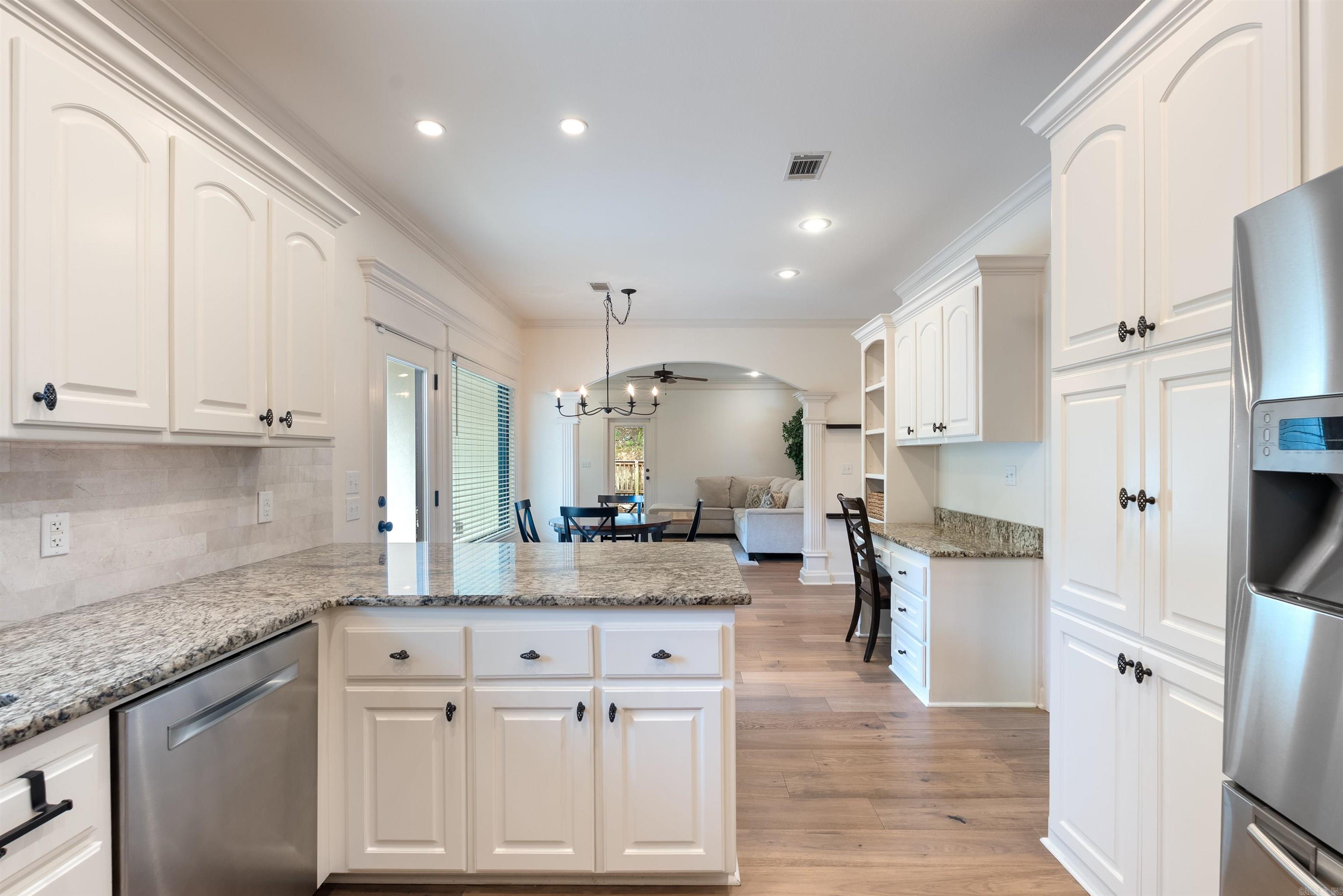 CHENAL VALLEY CHALLAIN PLACE - Residential