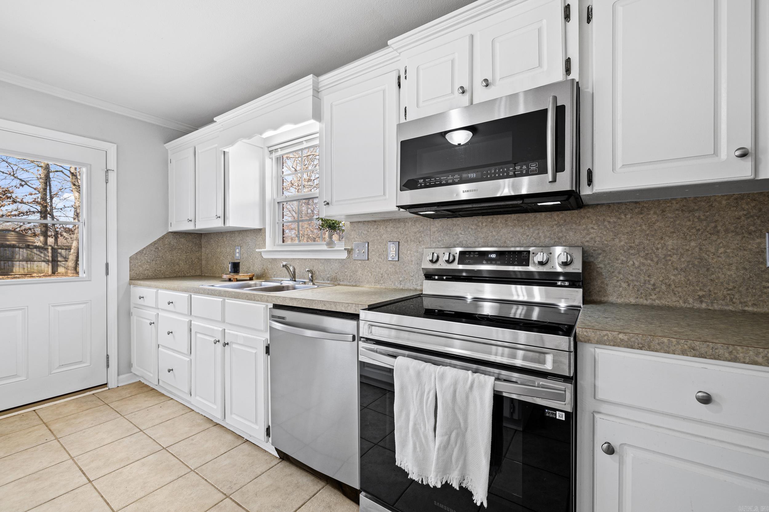 MAGNESS CREEK SUBDIVISION - Residential