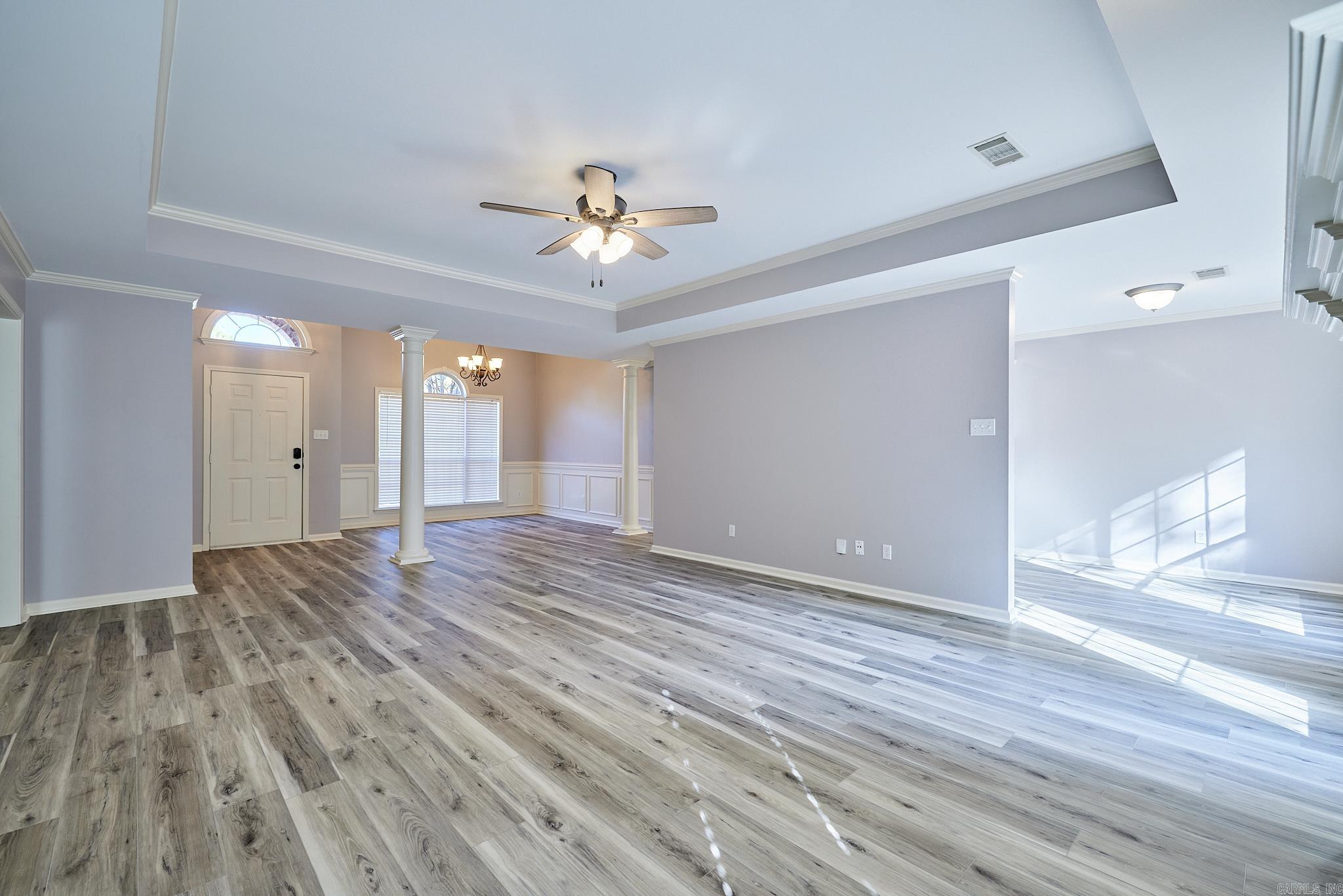 DIAMOND POINTE - Residential