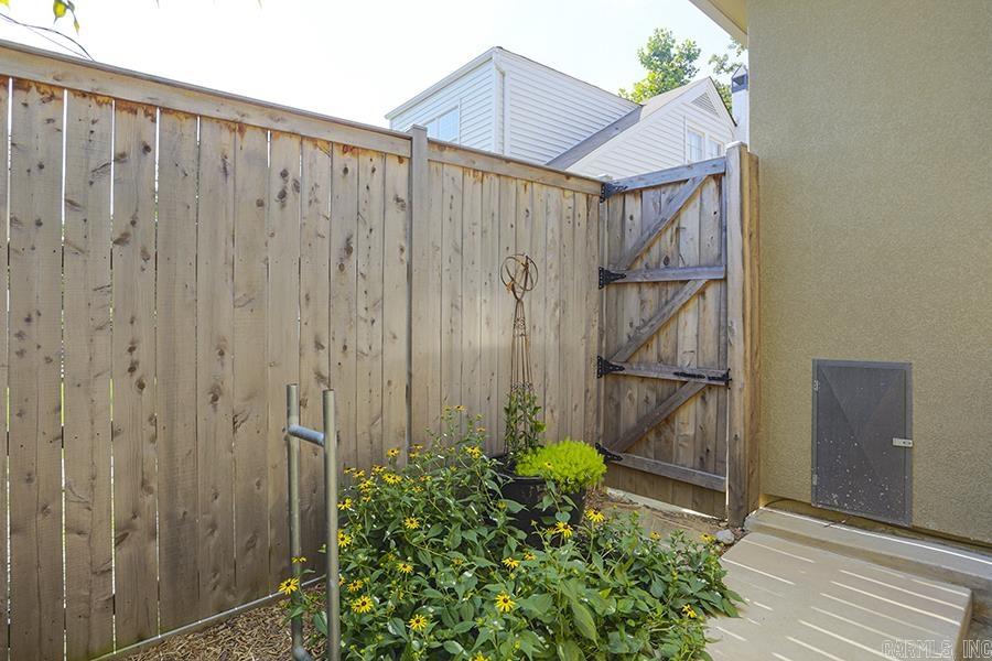 PROSPECT TERRACE - Residential