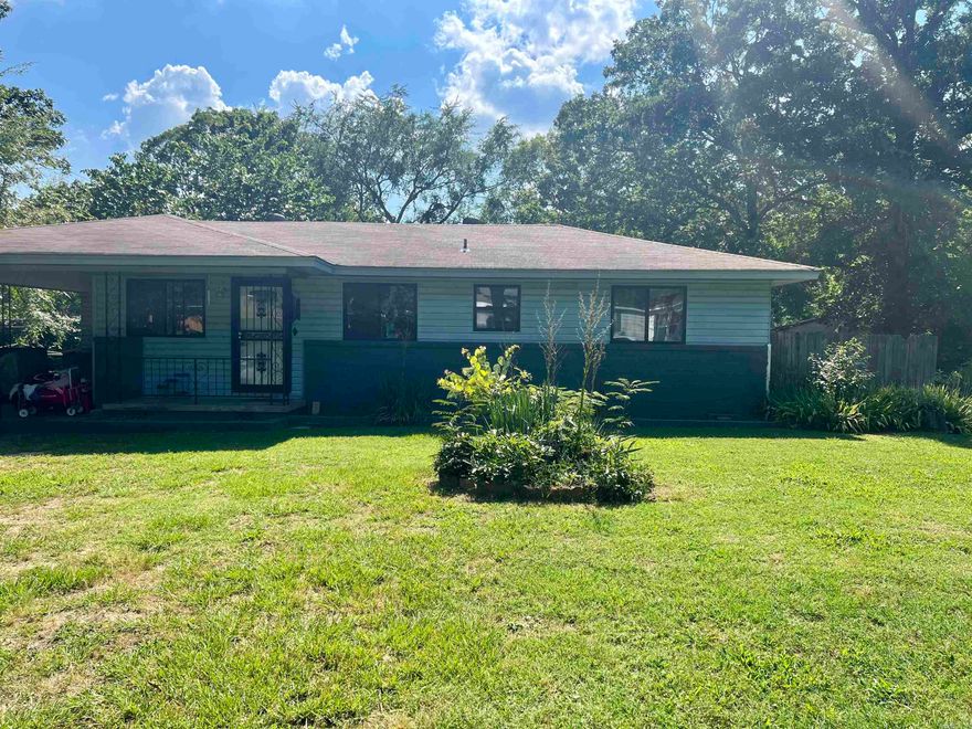 Sold before listed - Not updated. In good condition.