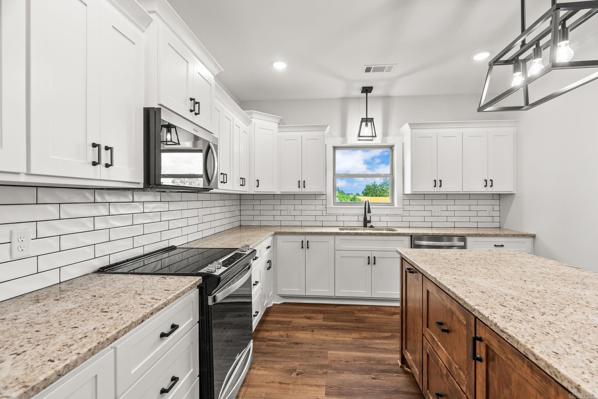 SUMMERLYN SUBDIVISION - Residential