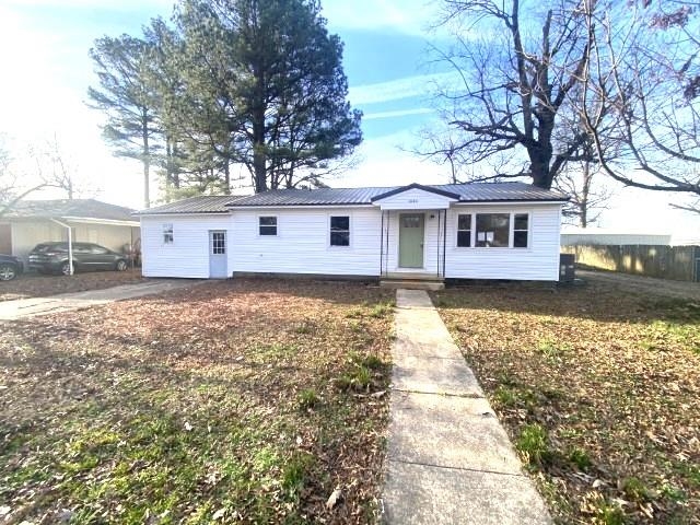 Amazing price on this 3 bedroom, 1 bath home which has a metal roof and has received updates sometime over the past. HUD Case # 031-572965. Agents /purchasers refer to HUDHomestore.gov for info on buying and bidding on HUD-owned homes. HUD homes are sold AS-IS. Managed by www.olympusams-at.com. Buyer cannot enter property without a licensed agent. No Seller Property Disclosure will be provided. May not work for all loan types.