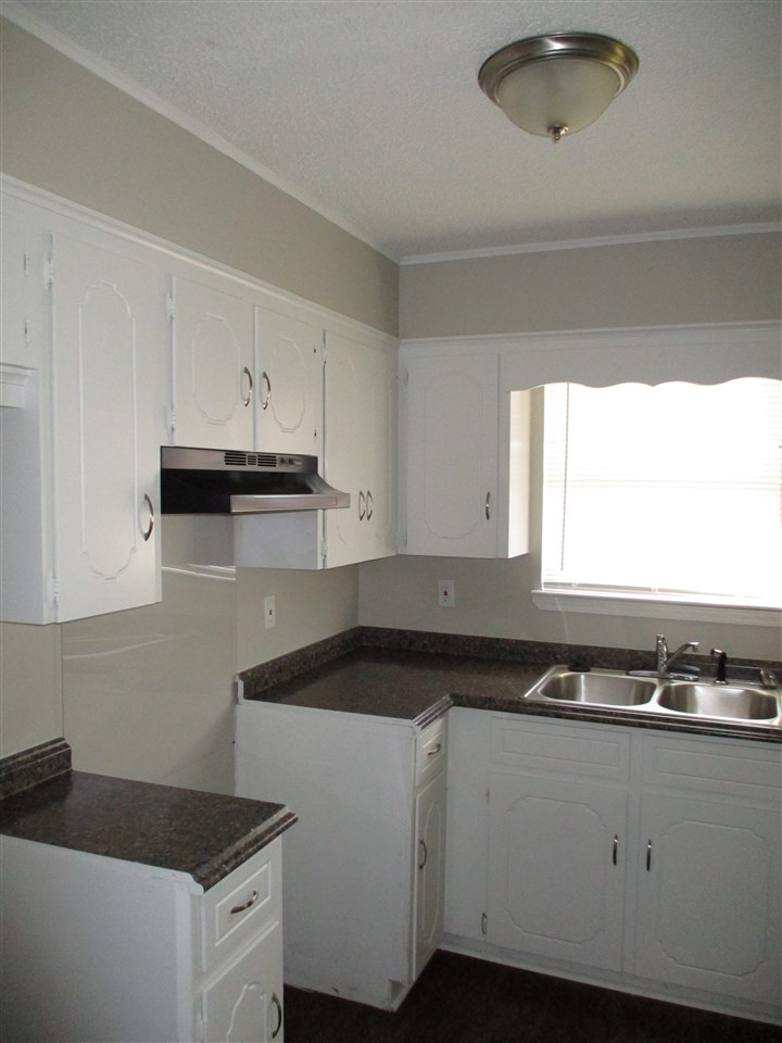 Atkins J L Riverside - Residential Lease