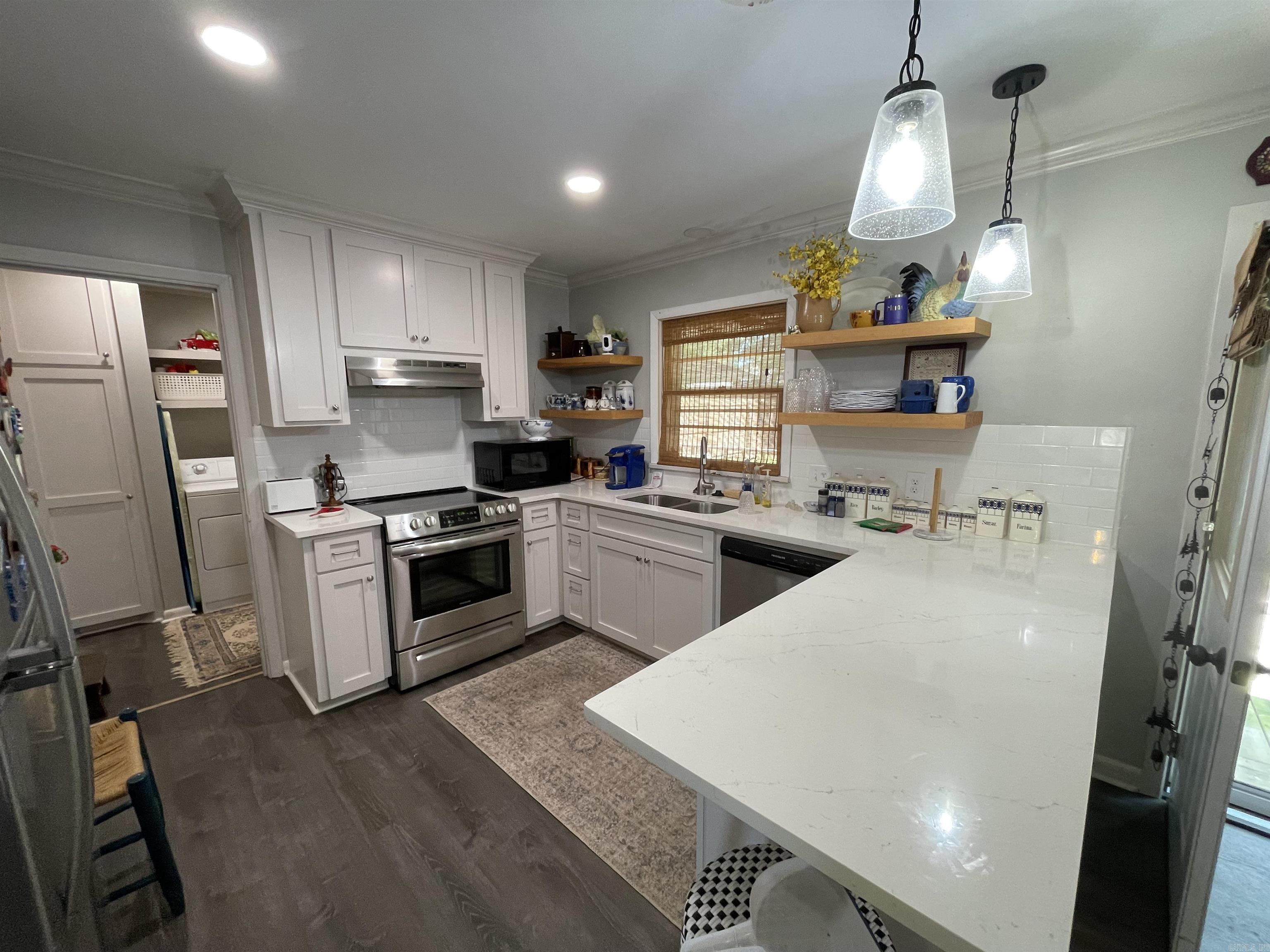 Thompson Heights - Residential