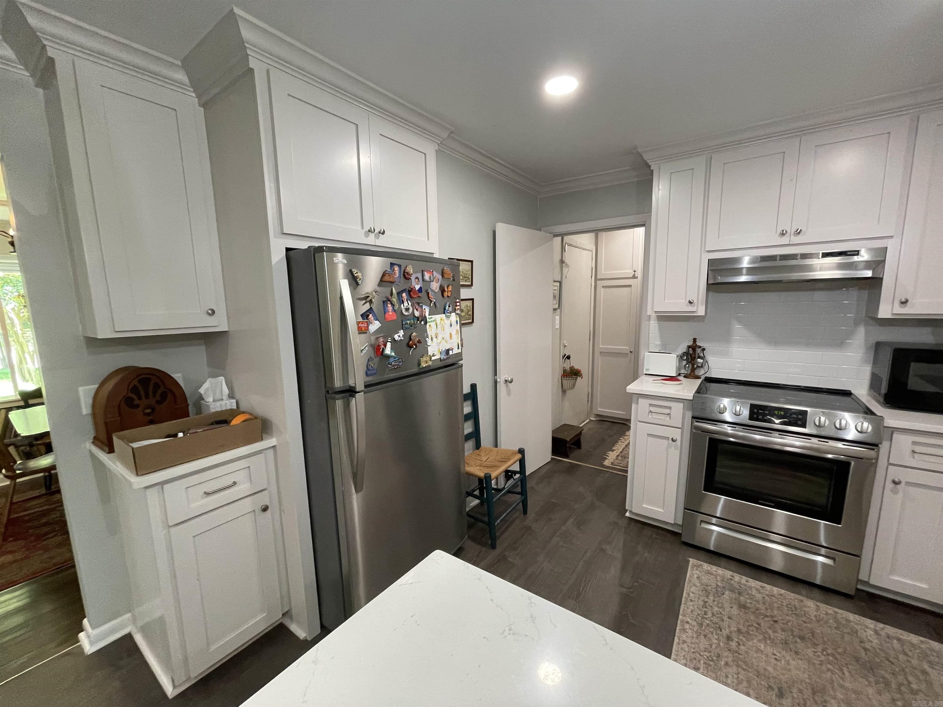 Thompson Heights - Residential