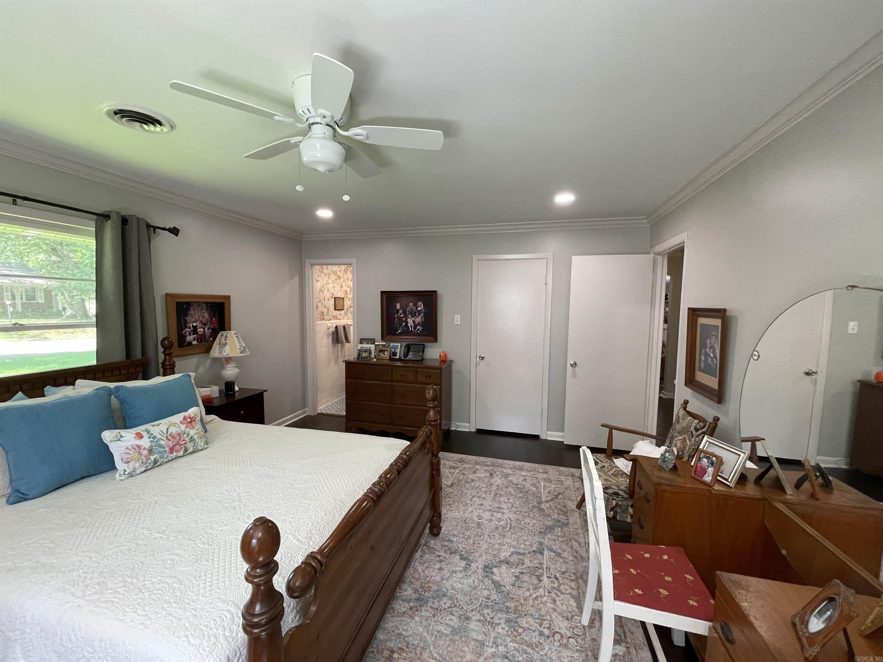 Thompson Heights - Residential