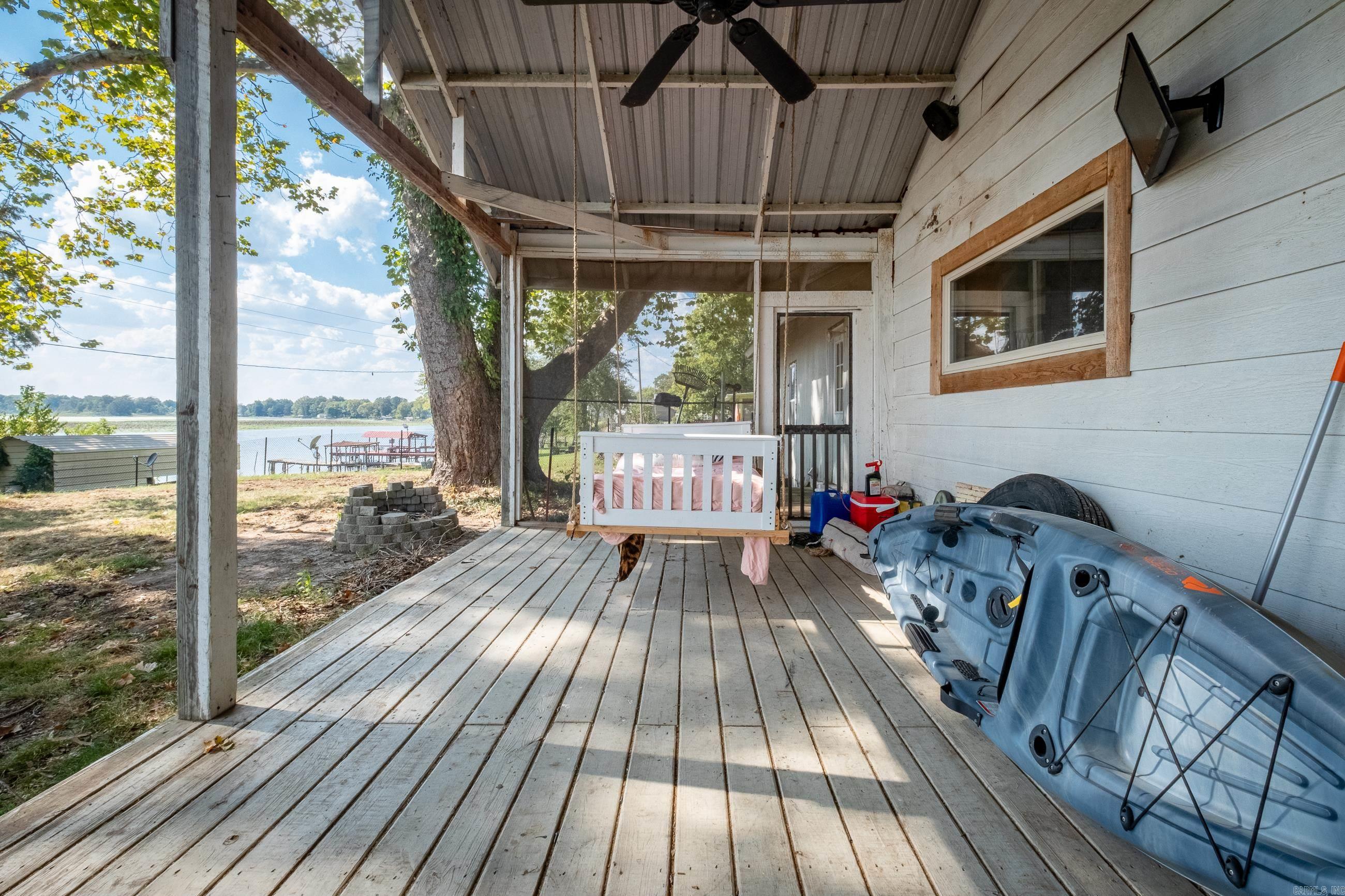 RIVER MANOR EST - Residential