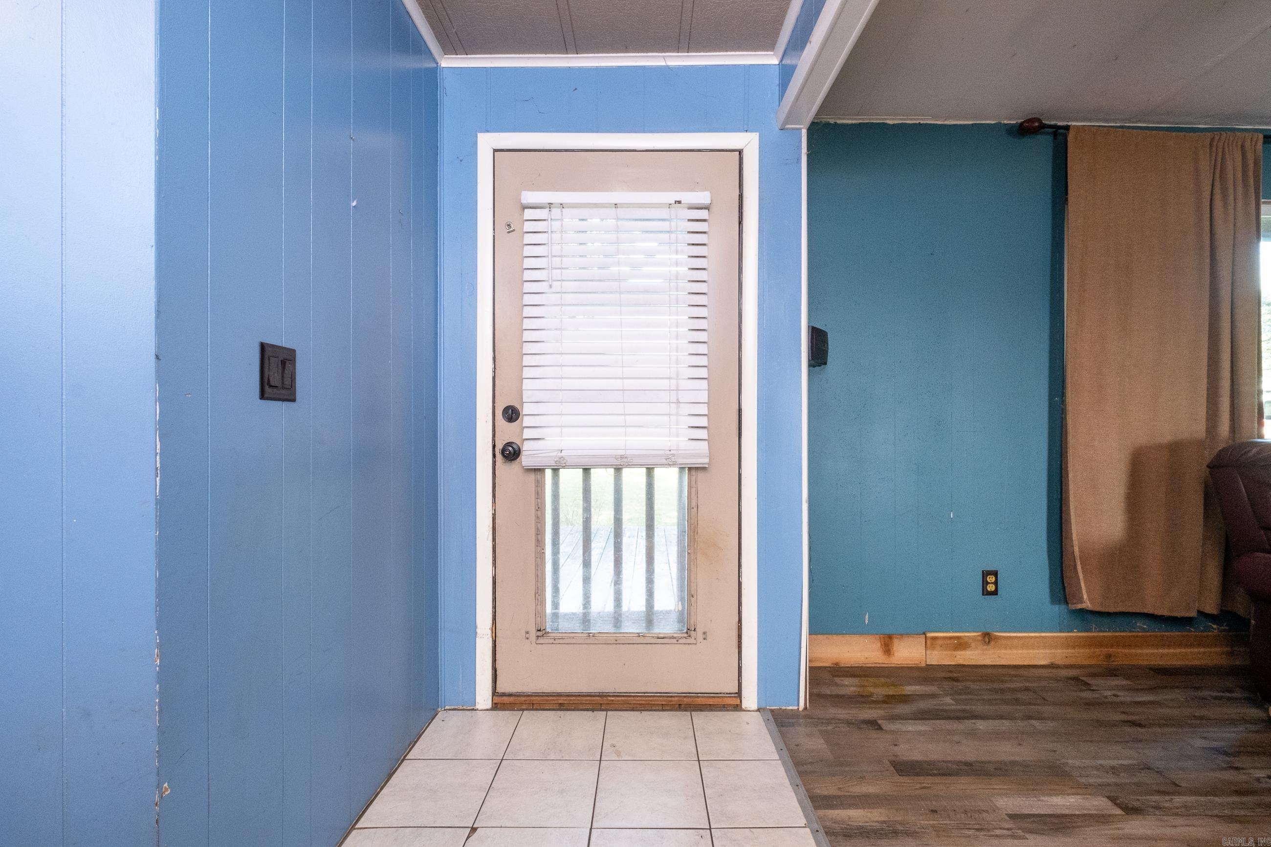 RIVER MANOR EST - Residential