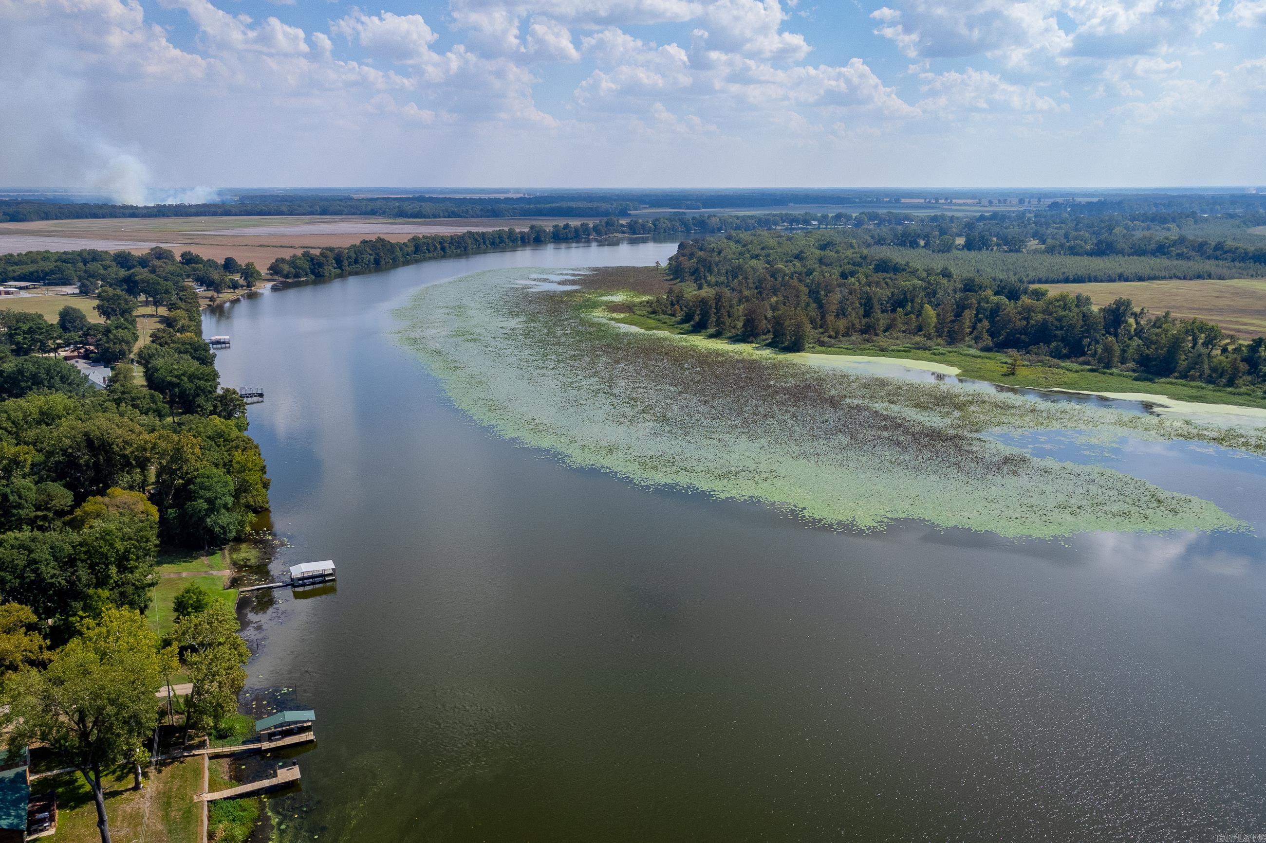 RIVER MANOR EST - Residential