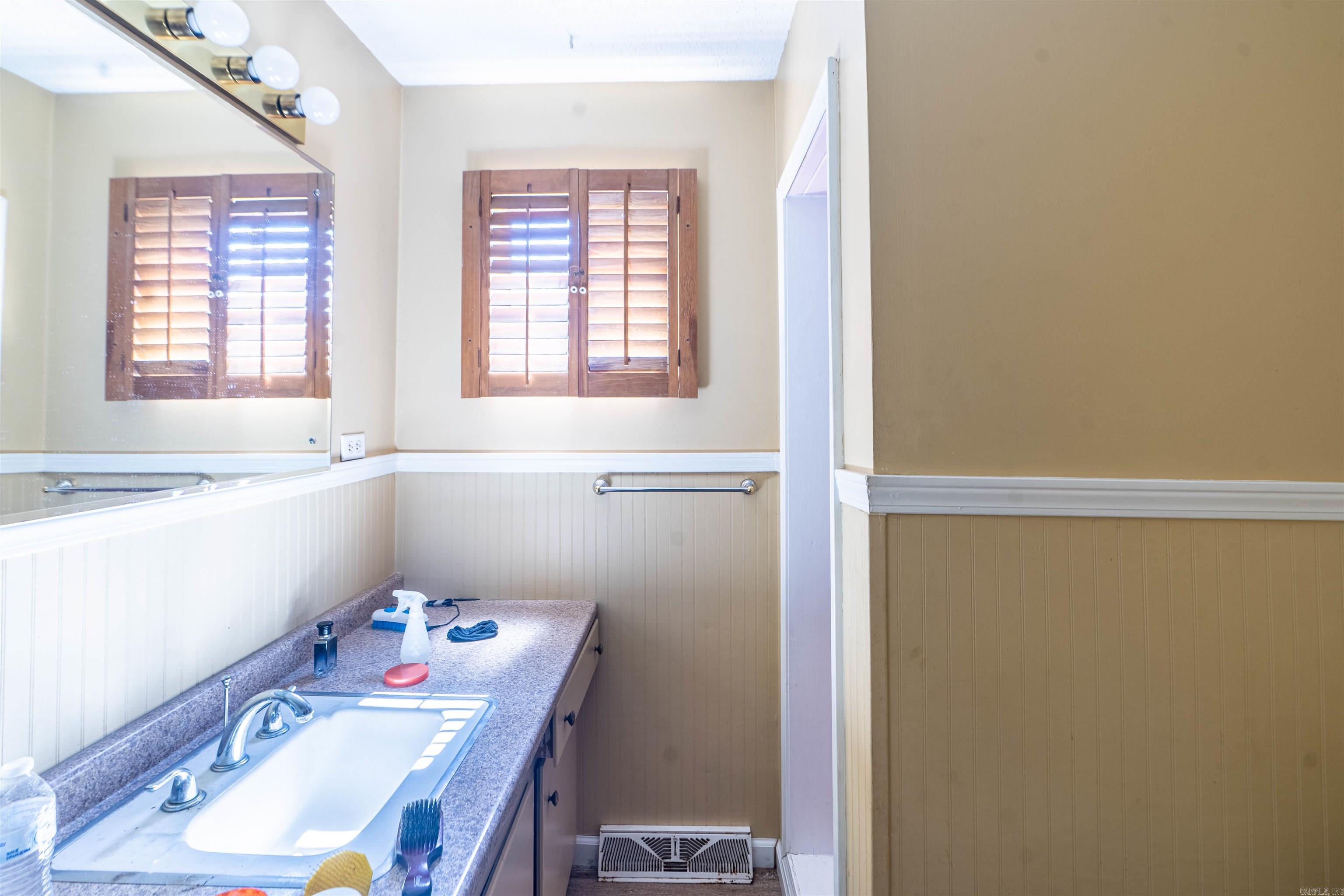 ROLFE AND WMS ADDN - Residential