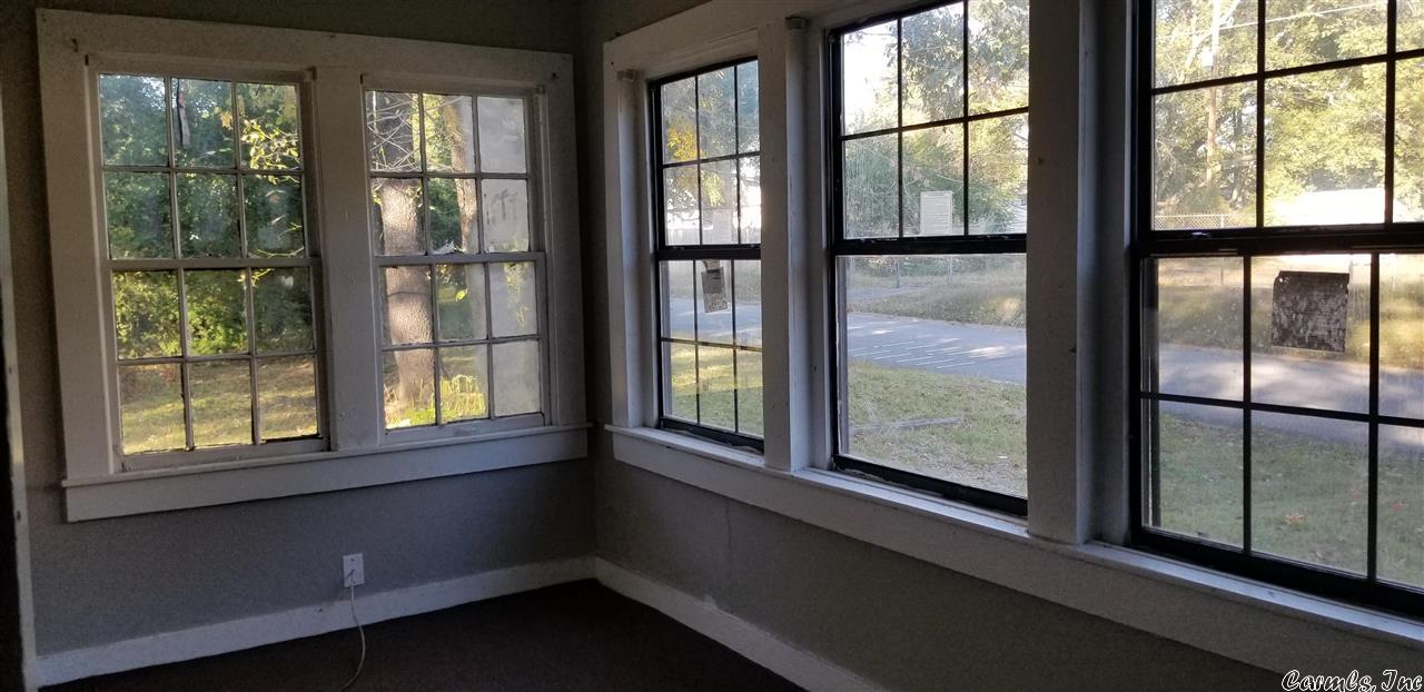 Sowells - Residential Lease