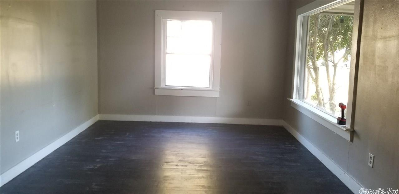 Sowells - Residential Lease