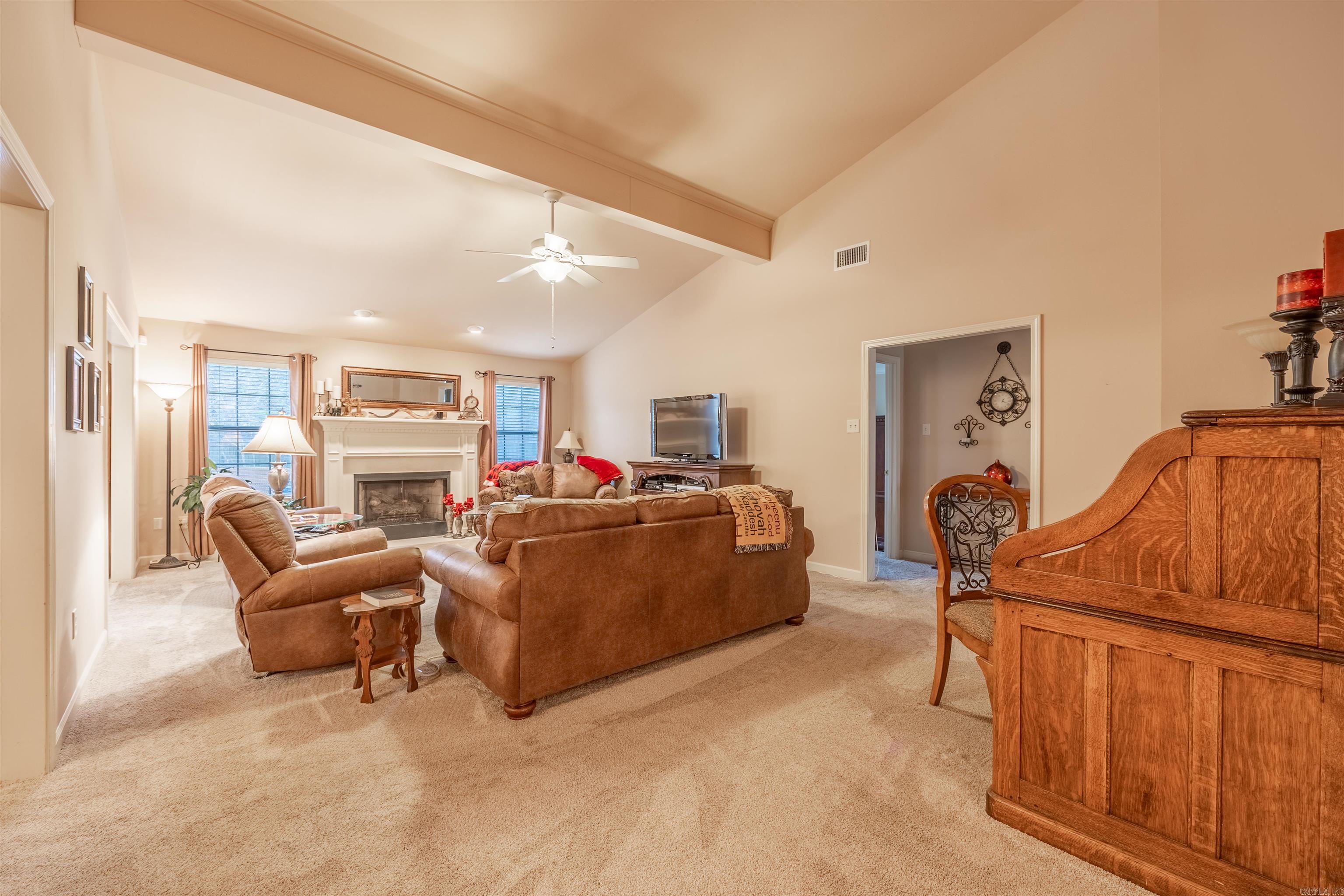 OAKS BLUFF ADDITION - Residential