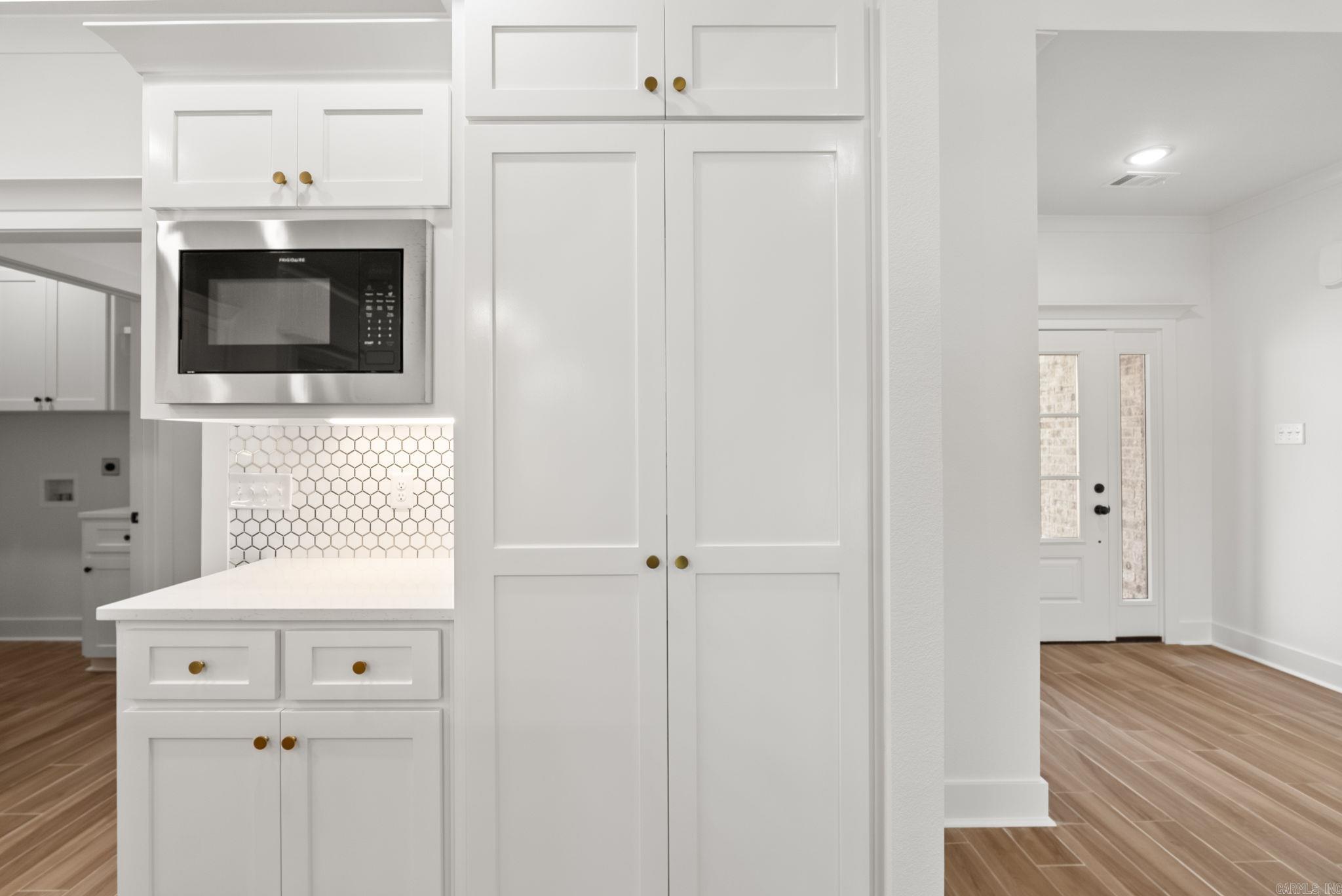 HIDDEN VALLEY ESTATES - Residential