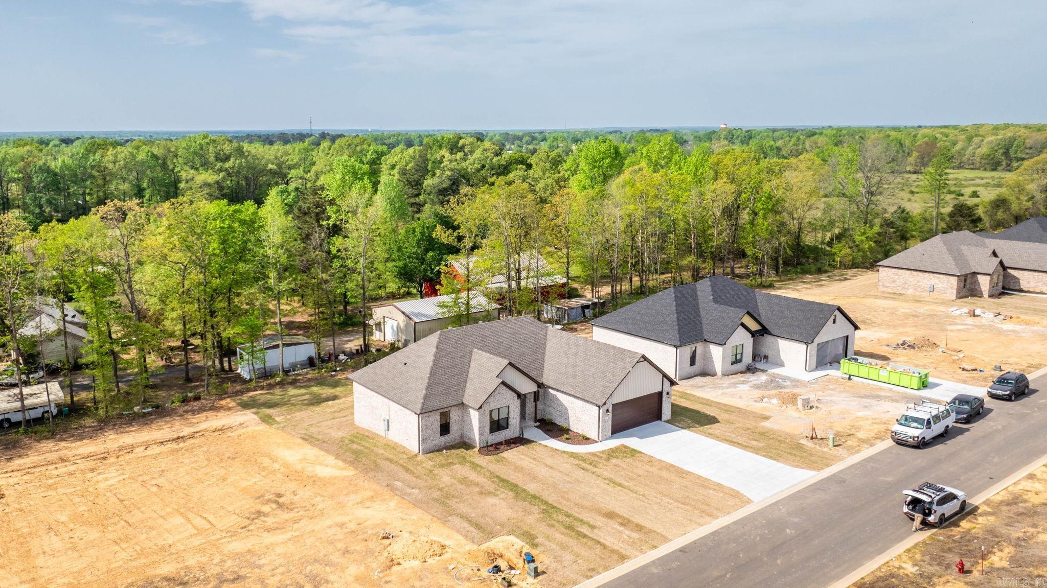 HIDDEN VALLEY ESTATES - Residential