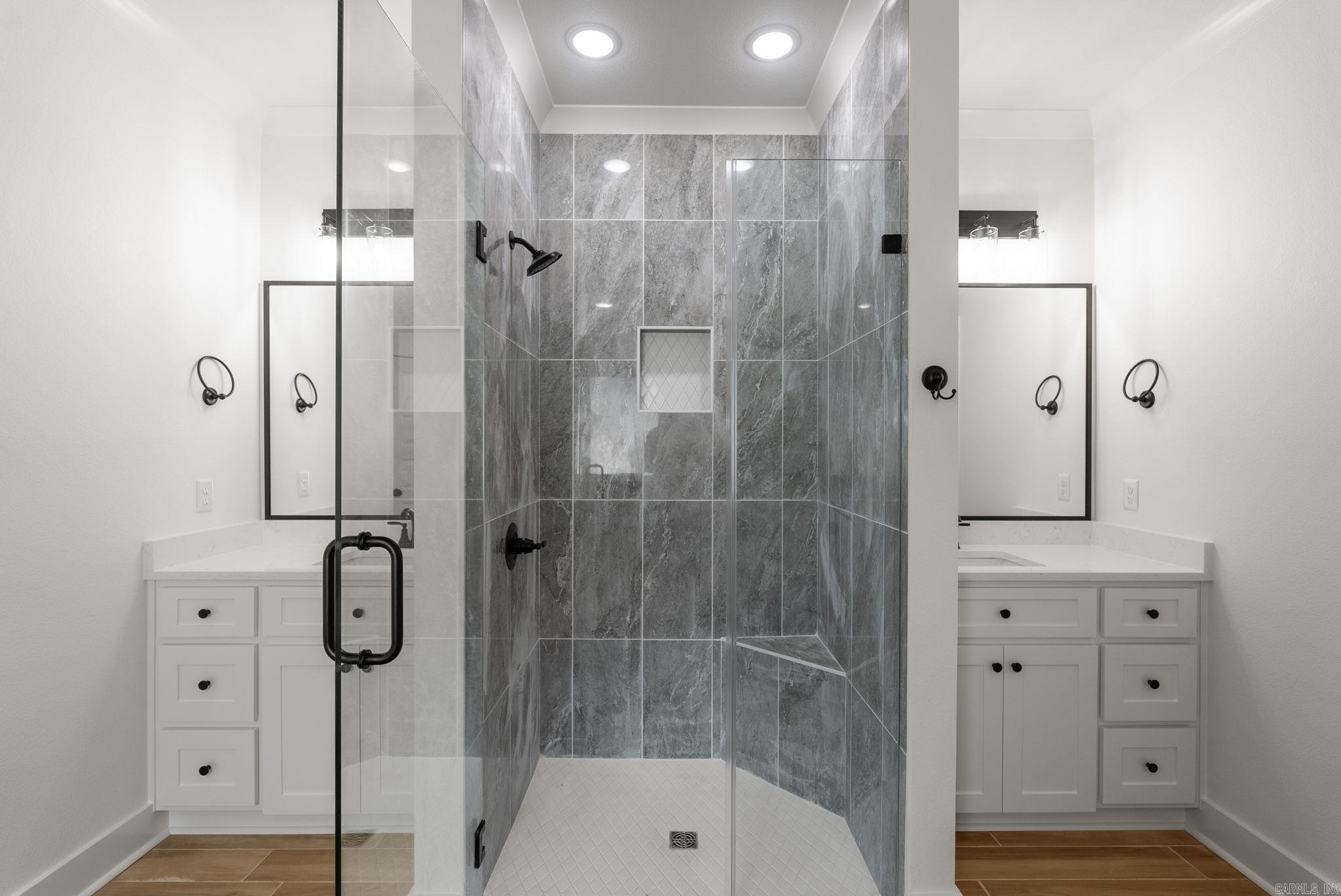 HIDDEN VALLEY ESTATES - Residential