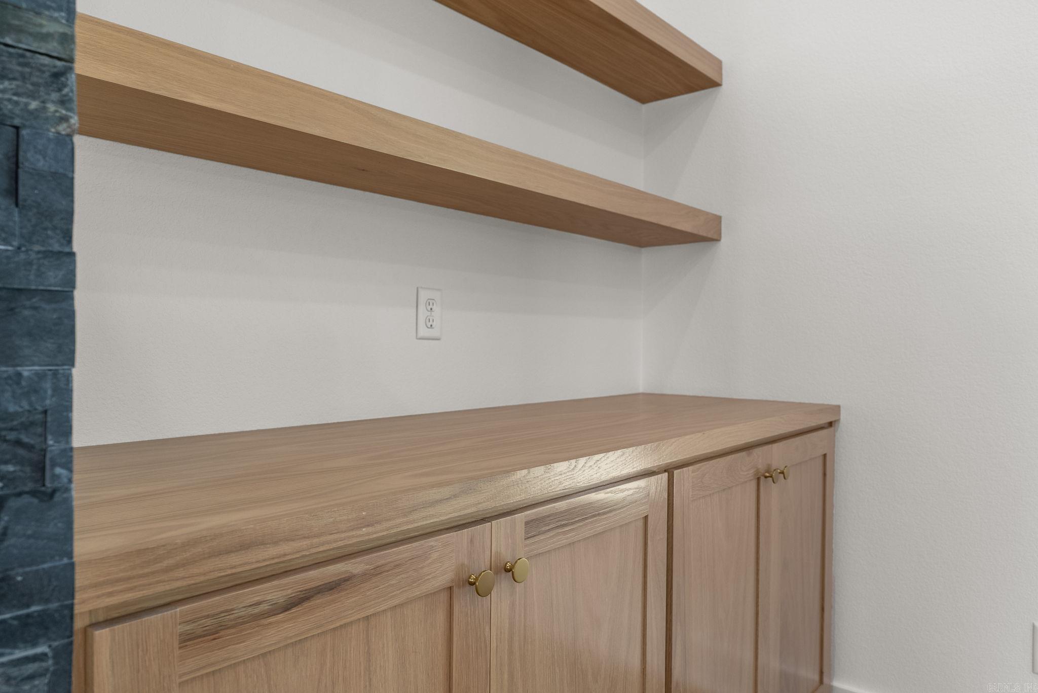 HIDDEN VALLEY ESTATES - Residential