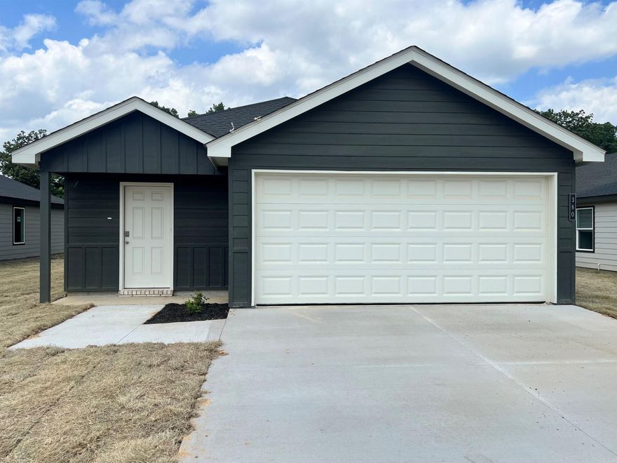 Charming Clinton plan in Moonlight Meadows, located in Ward, AR! TThese new construction homes feature modern finishes for comfortable living!  Homes will have LVP flooring and carpet.  In the kitchen and bathrooms, you’ll find beautiful granite countertops. Each home will feature Hardie® siding per plan. These homes come with a programmable thermostat! 10-year limited Homebuyer’s Warranty! Photos may be stock photos, representative of plan only and may vary as built. Annual taxes is an estimate. Taxes are TBD. HOA fees $300! $75 HOA transfer fee. Special Improvement Tax of $495 annually.