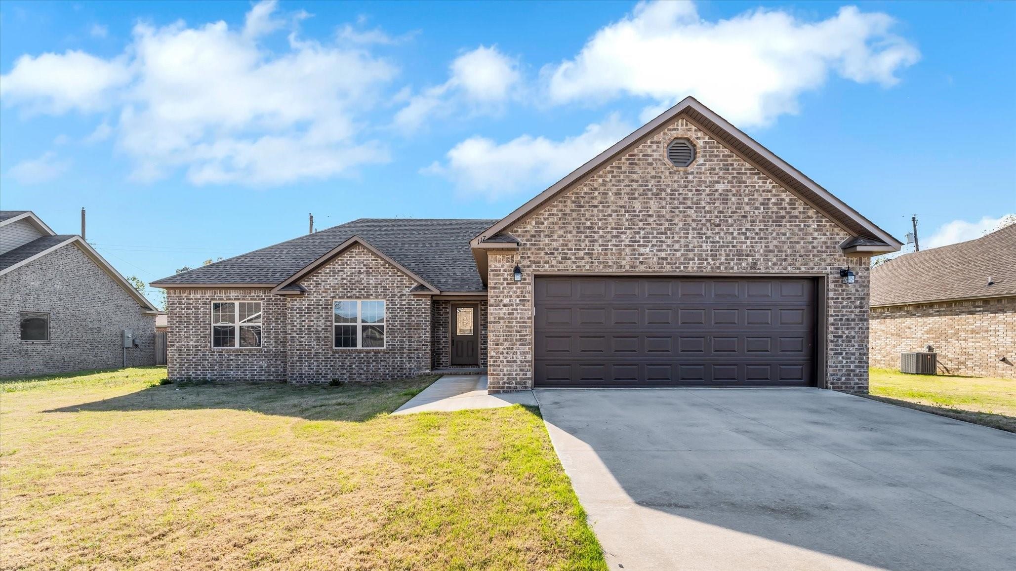 NEW CONSTRUCTION! 3 bedrooms & 2 bathroom home! This stunning, all electric home has a living room with fireplace & built-ins, gorgeous dark cabinets throughout with granite countertops & seamless laminate flooring throughout to create a stylish home you'll be so proud to own! GREAT location in Lake City and minutes from Jonesboro!