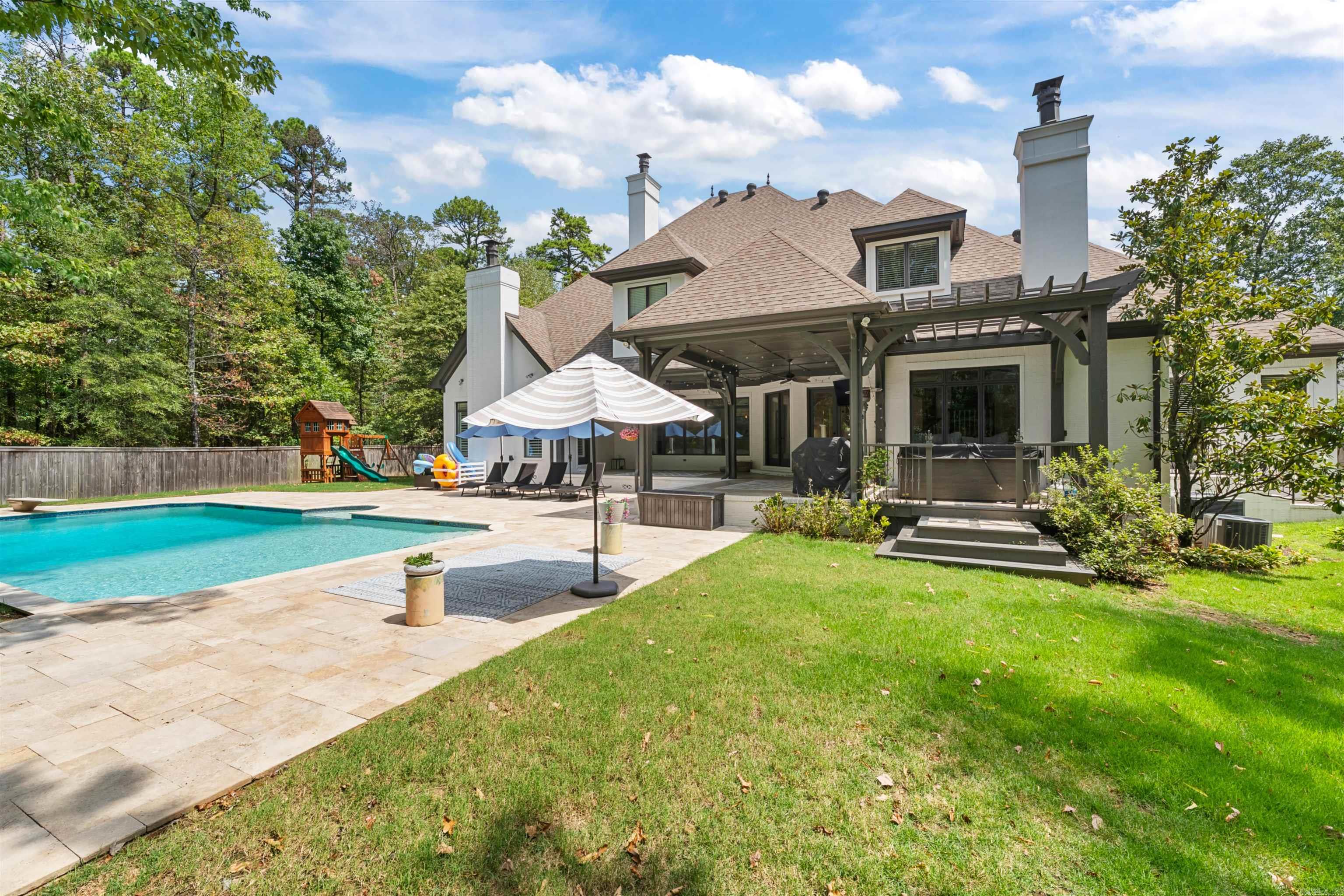 CHENAL VALLEY SOLOGNE CIRCLE - Residential
