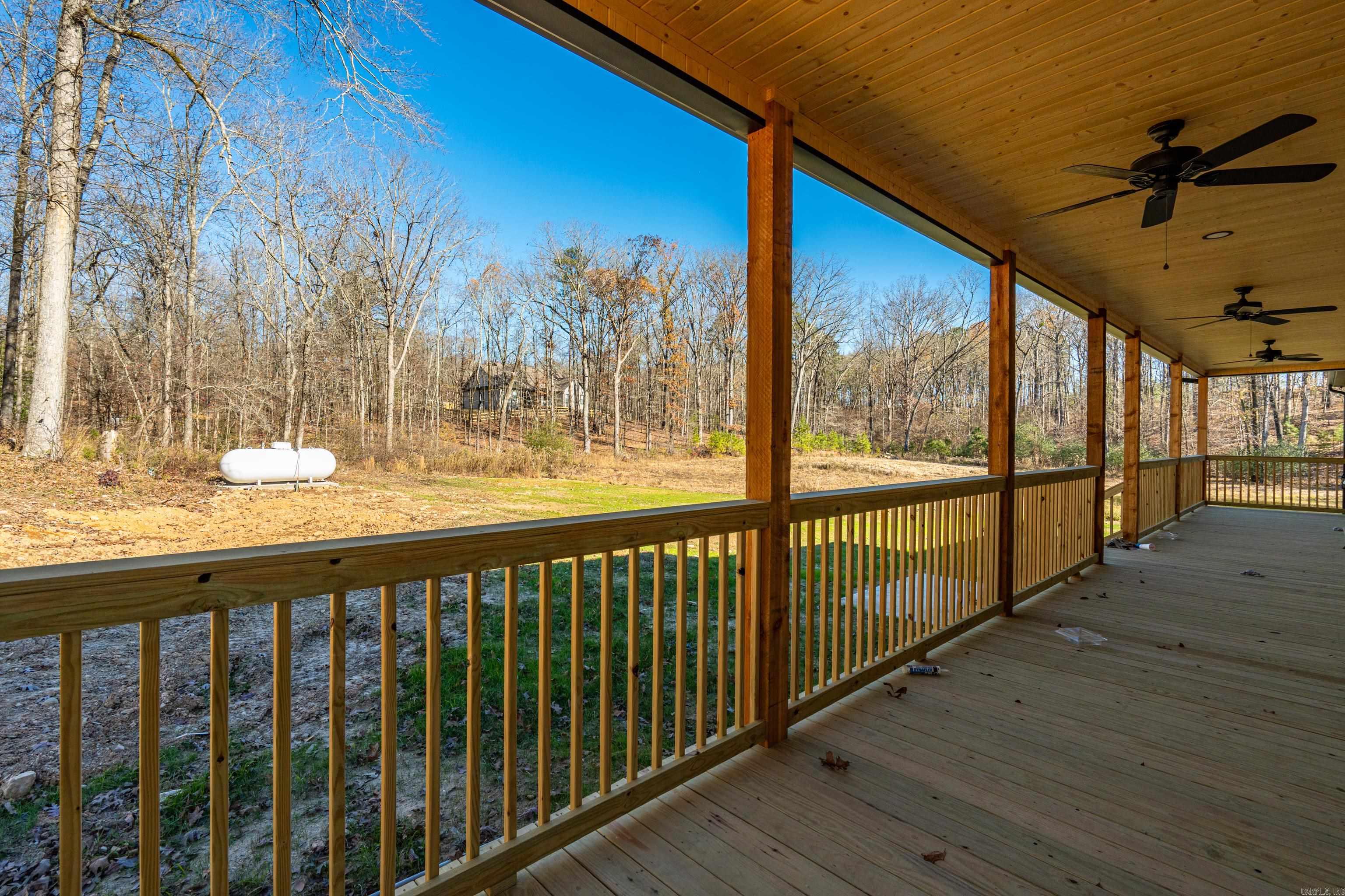 ROLLING MANOR - Residential