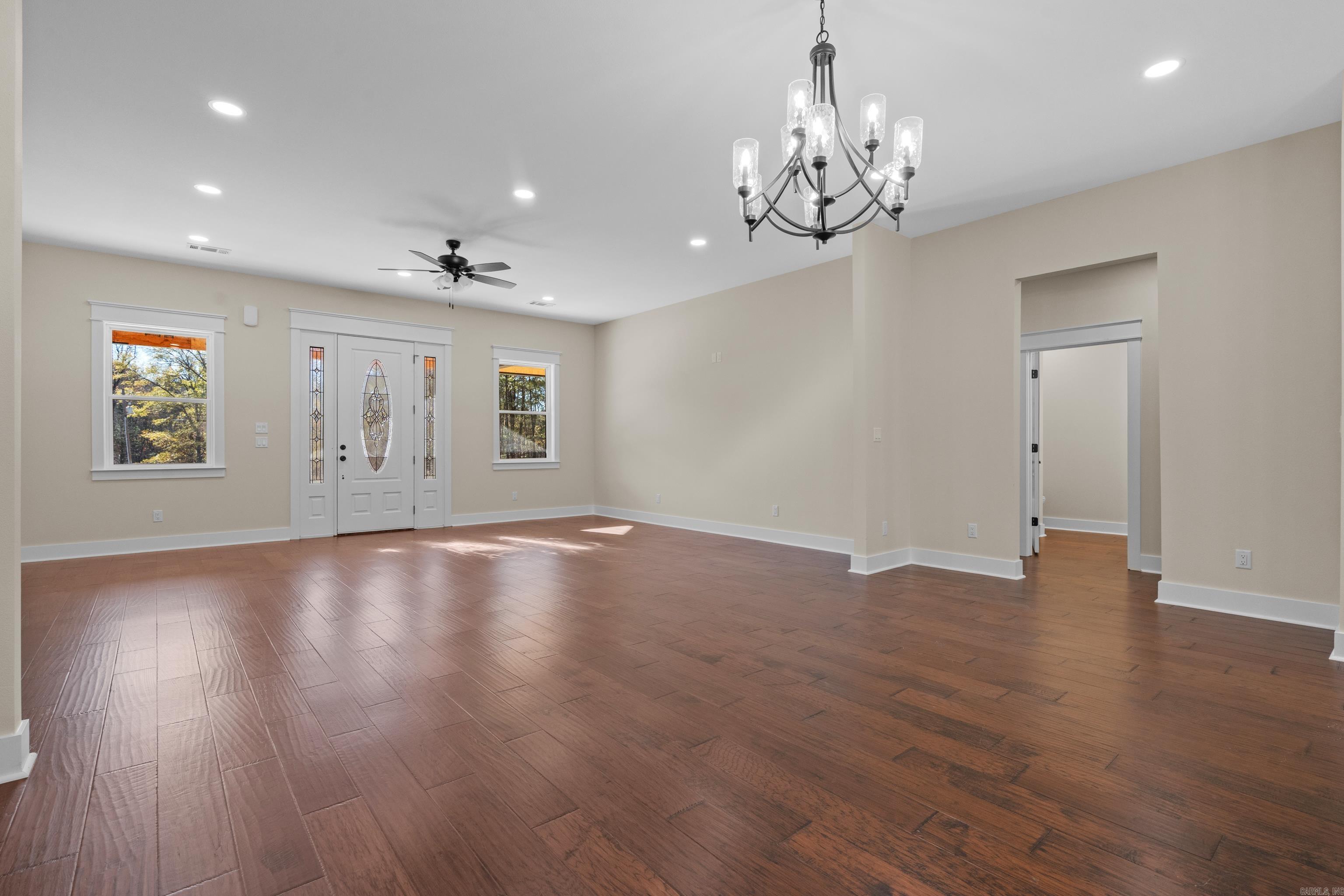 ROLLING MANOR - Residential