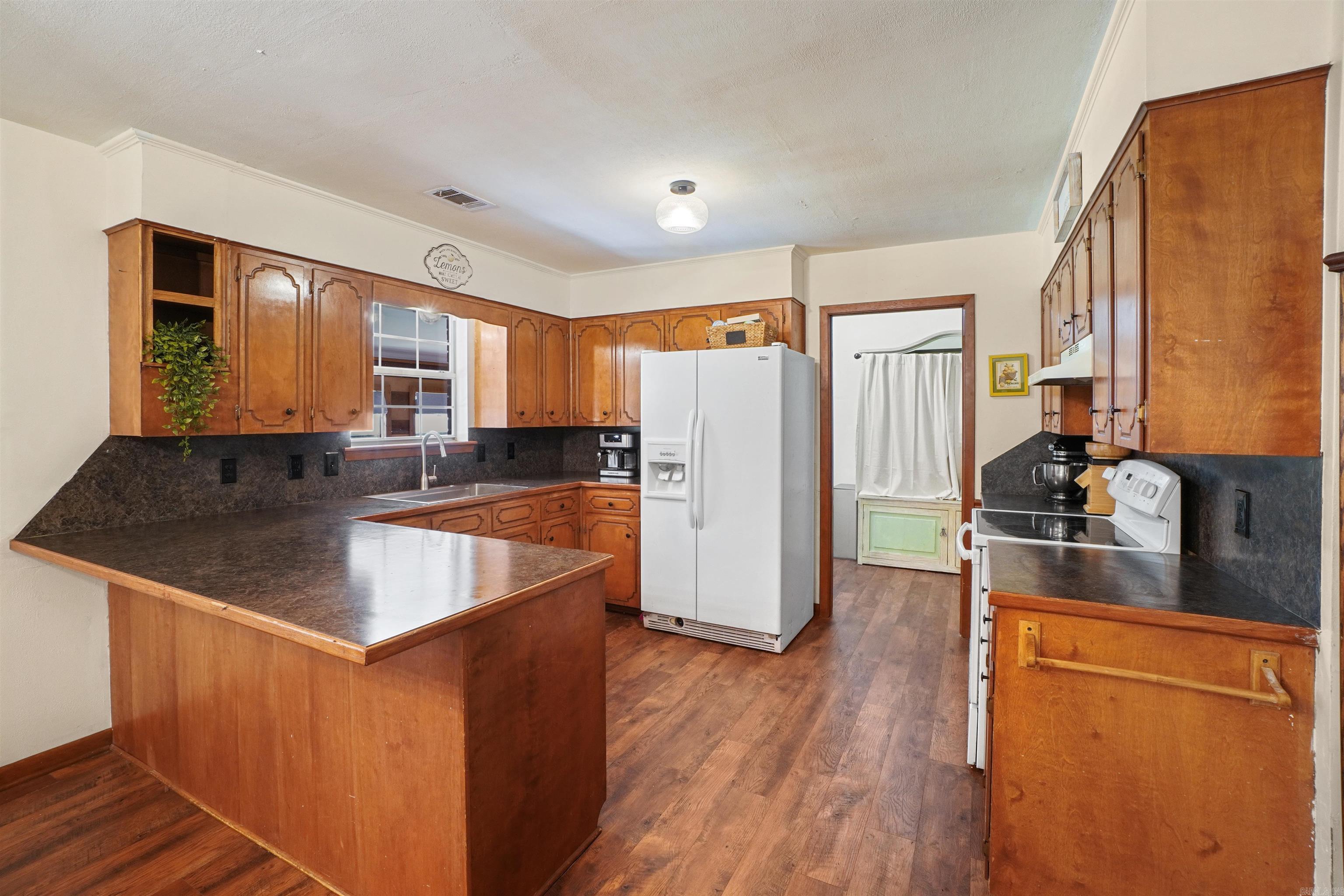 WINDWOOD SOUTH - Residential