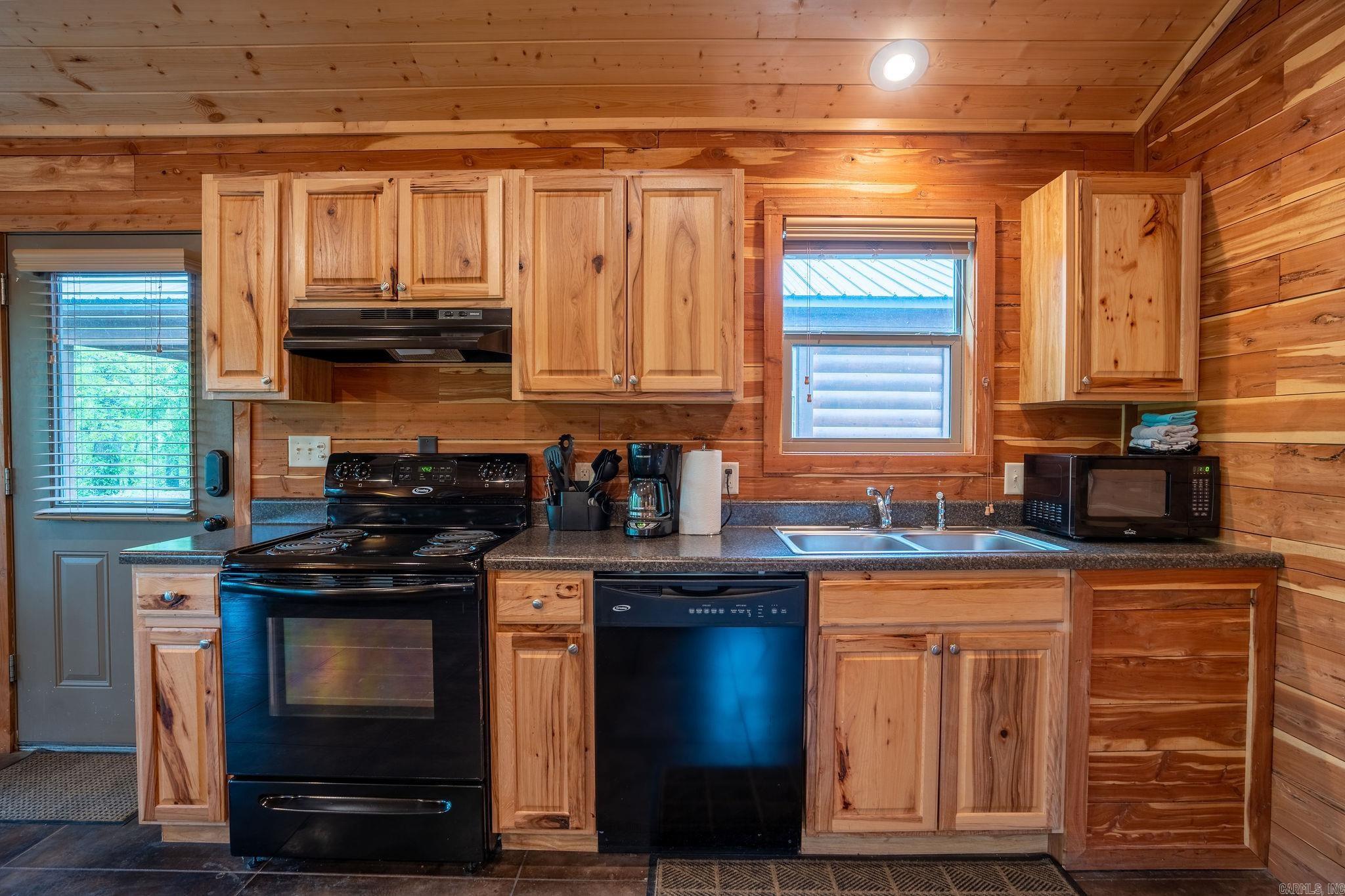 WINKLEY CROSSING - Residential