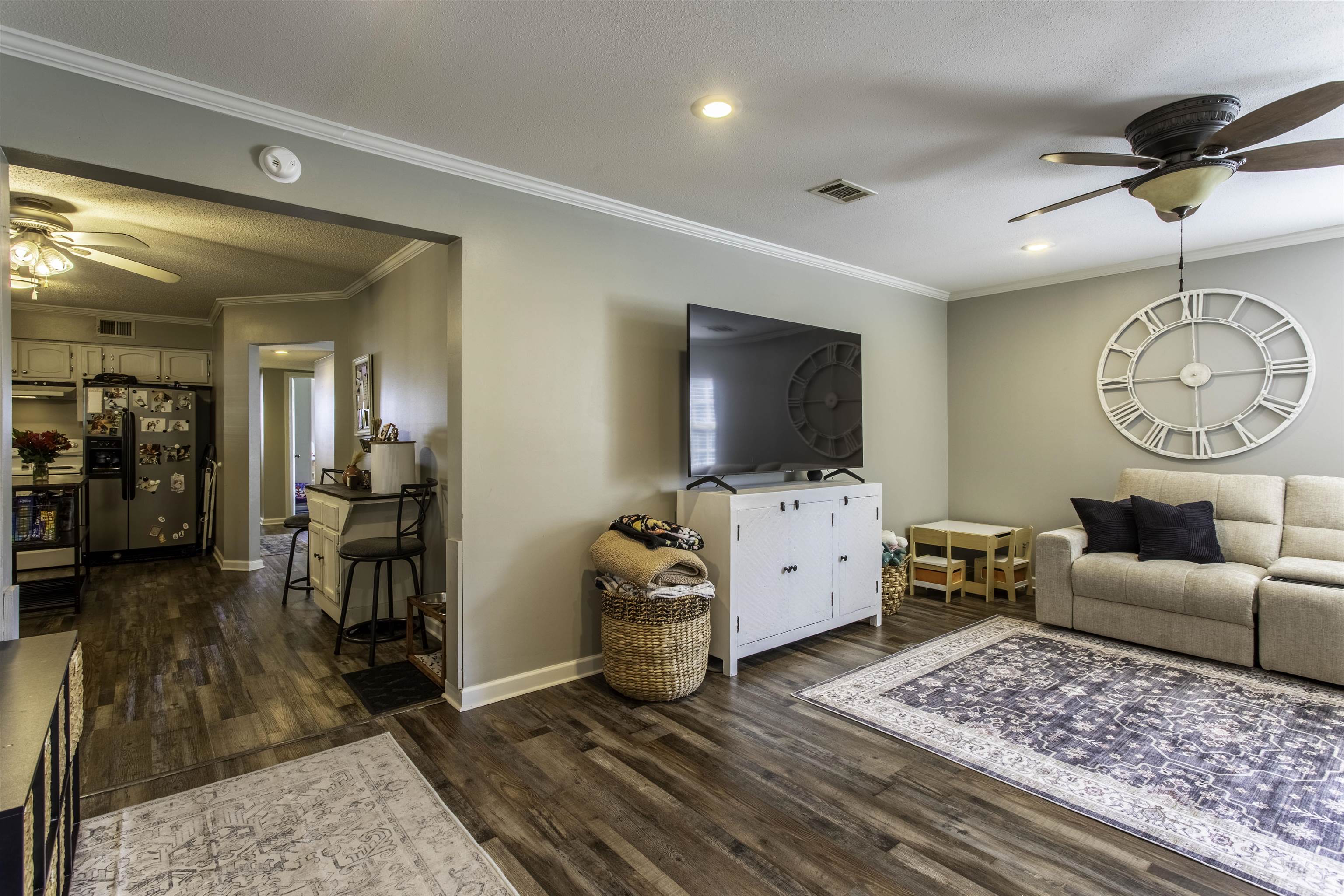 WOODLAND ACRES - Residential