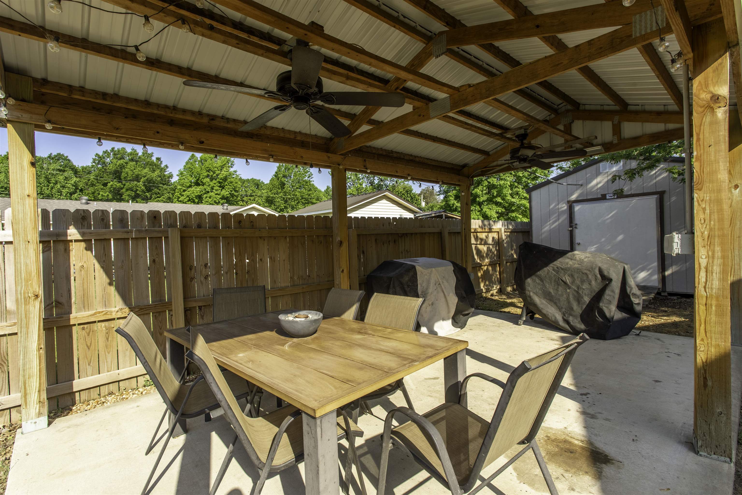 WOODLAND ACRES - Residential