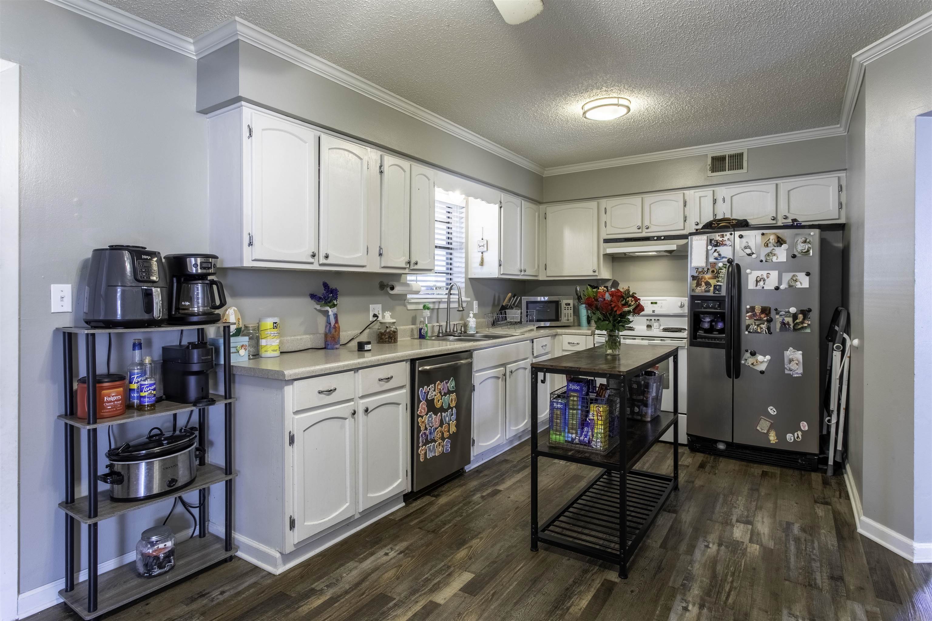 WOODLAND ACRES - Residential