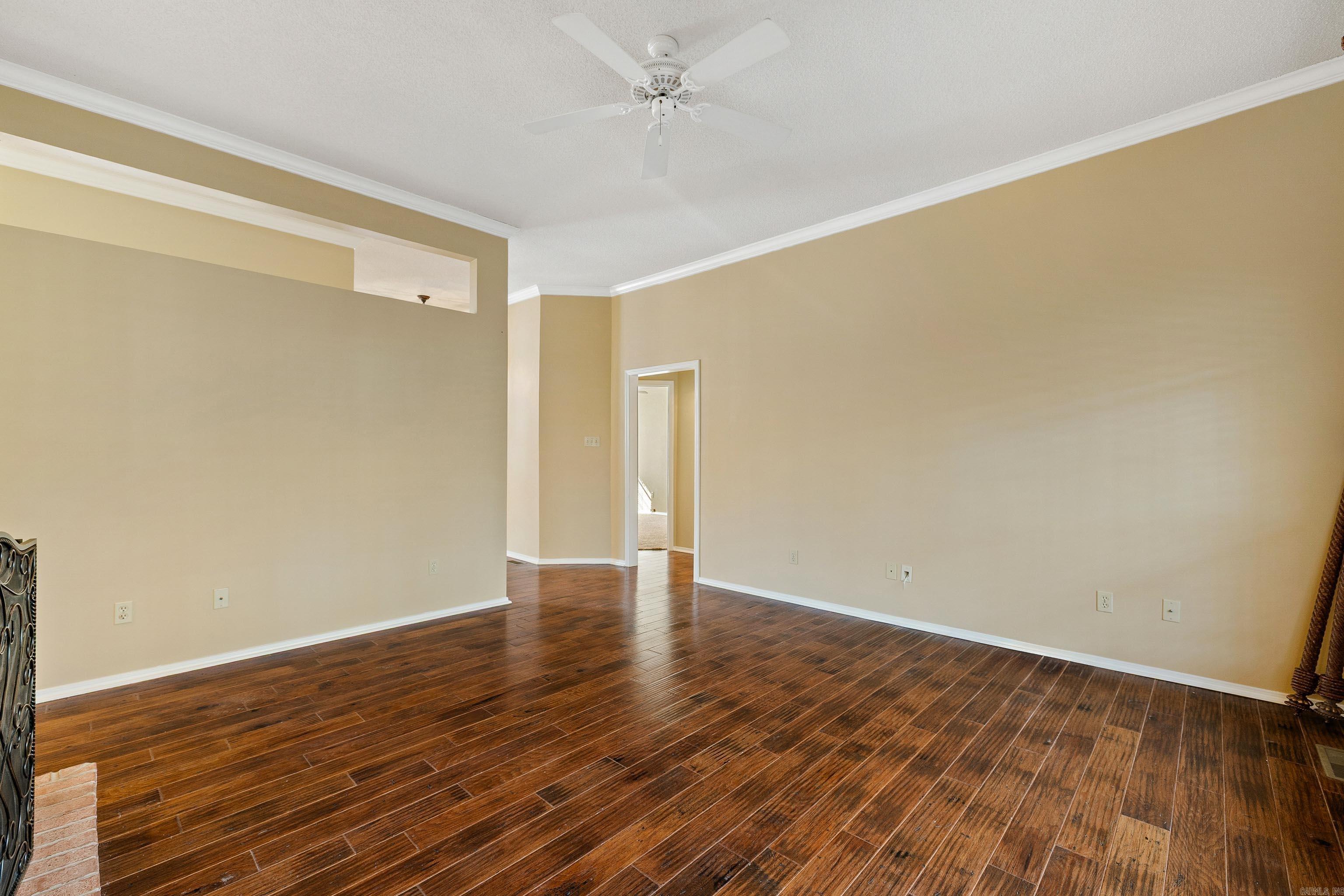 RIVER OAKS - Residential