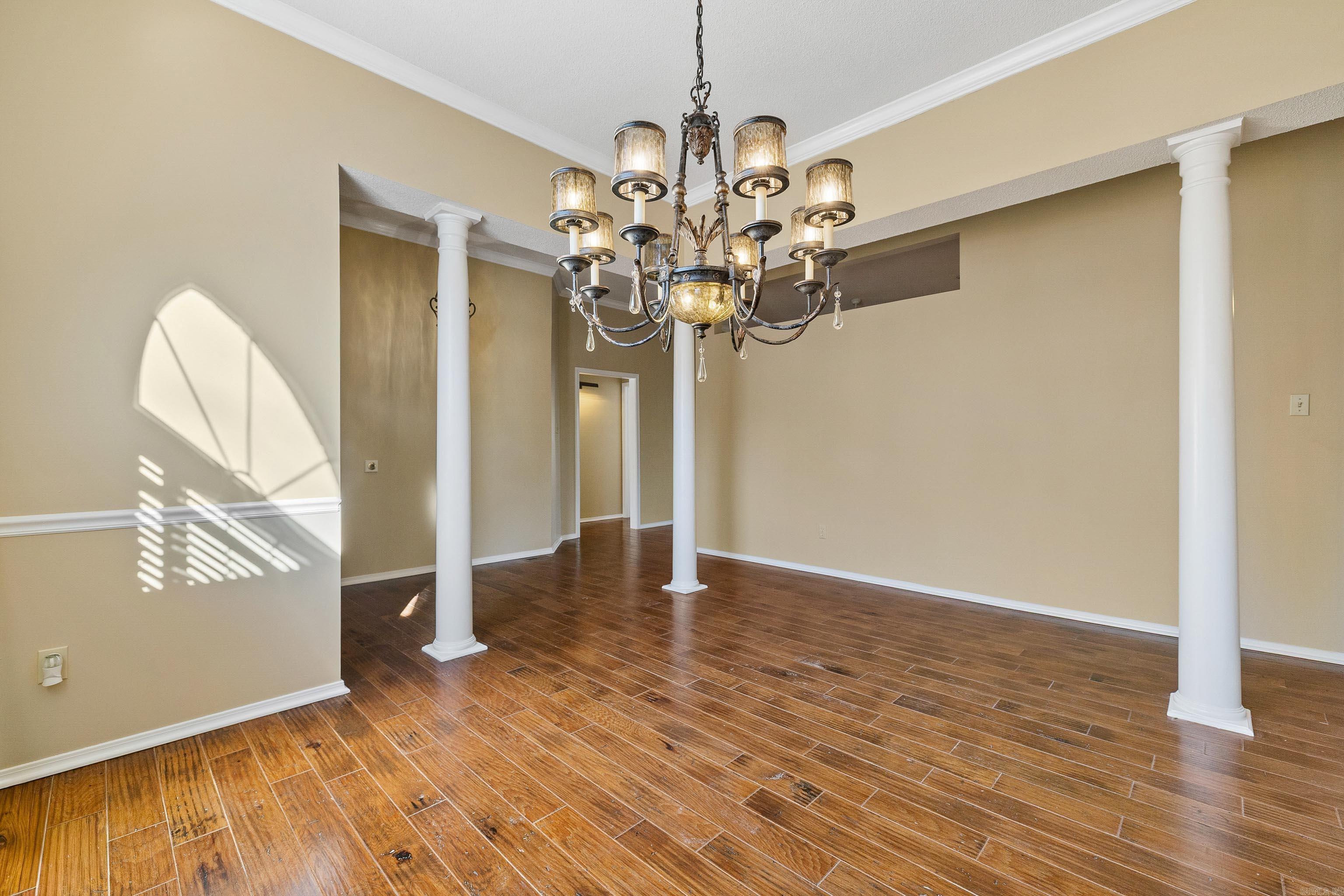 RIVER OAKS - Residential