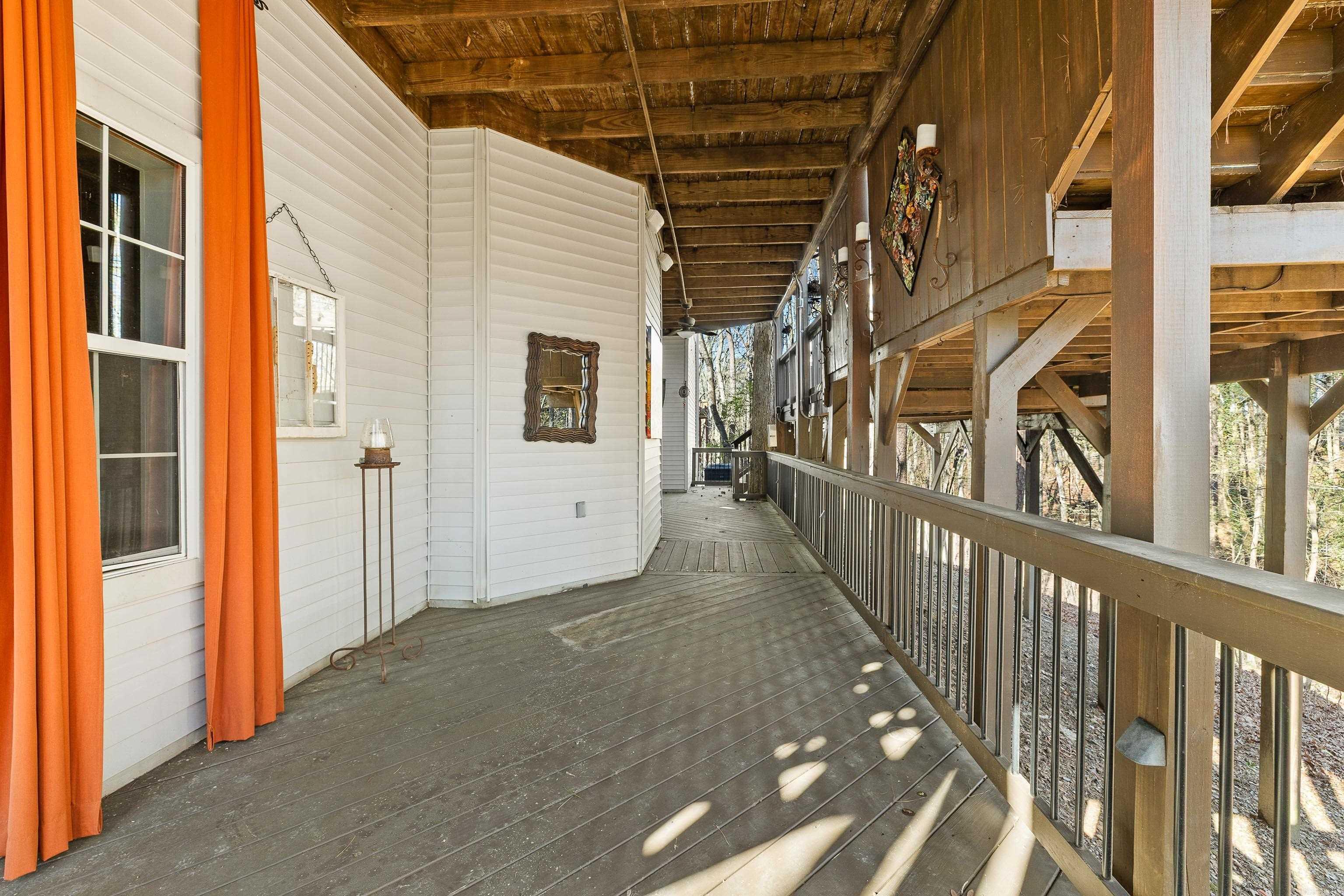 RIVER OAKS - Residential