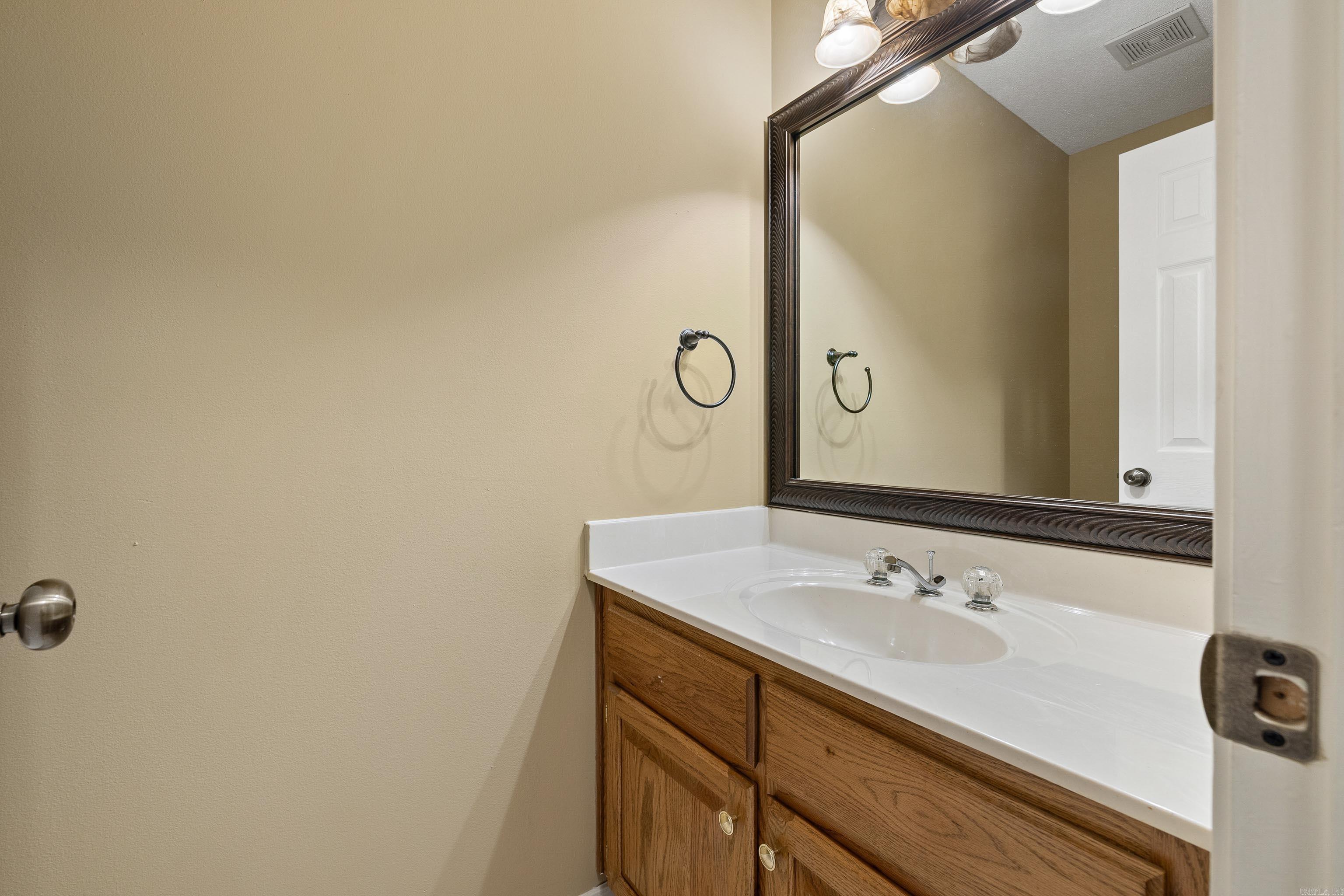 RIVER OAKS - Residential