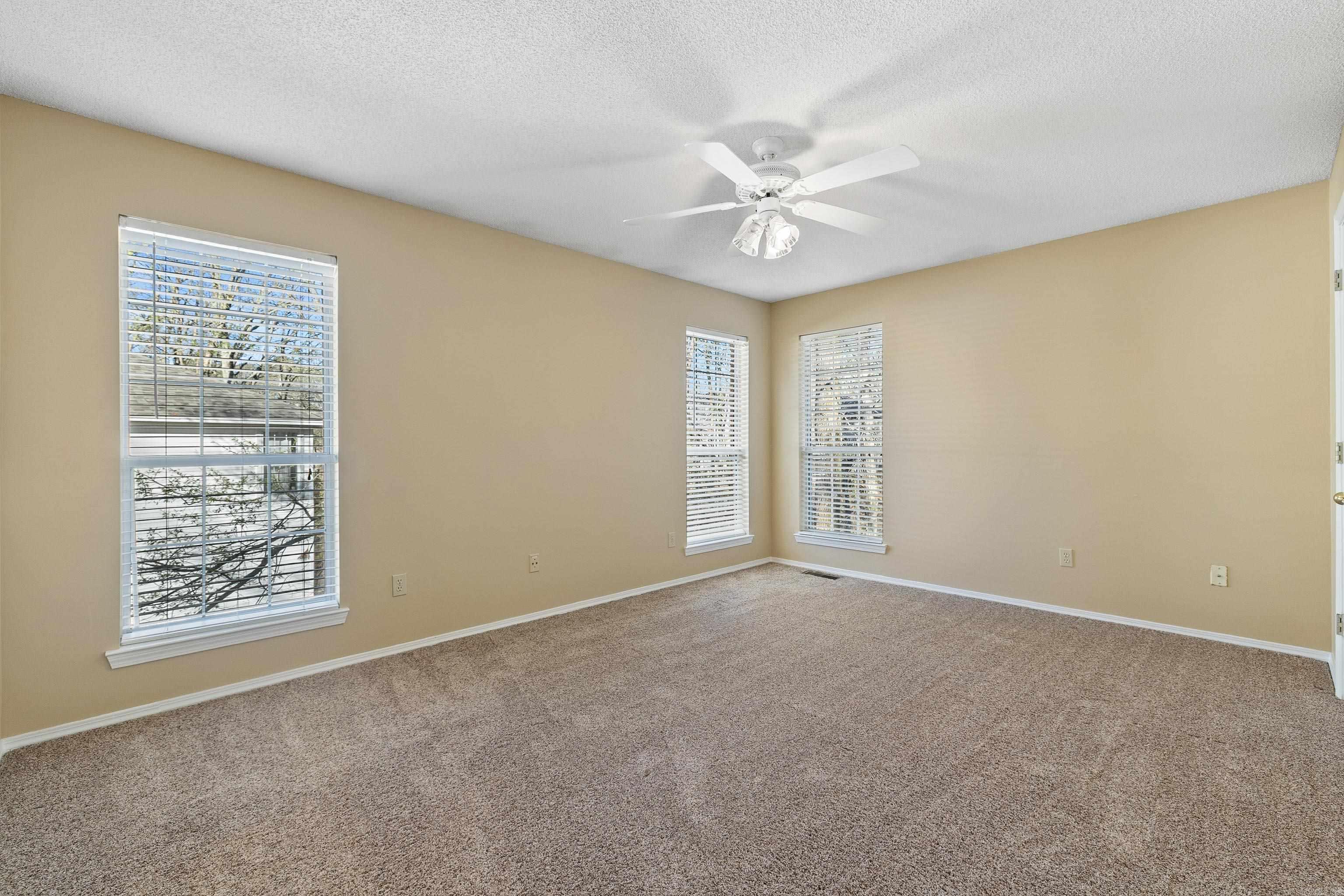 RIVER OAKS - Residential