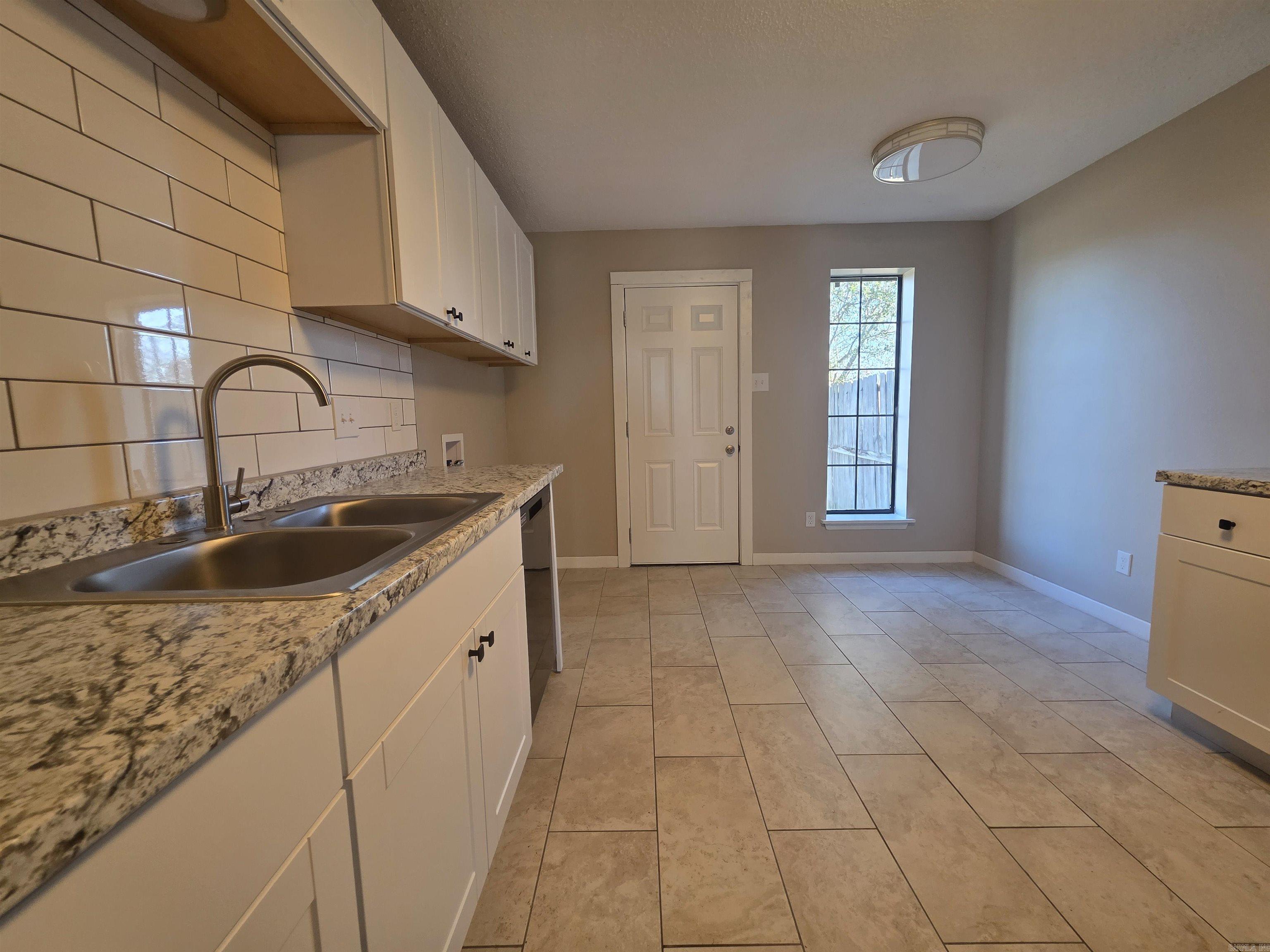 Cabot - Residential Lease