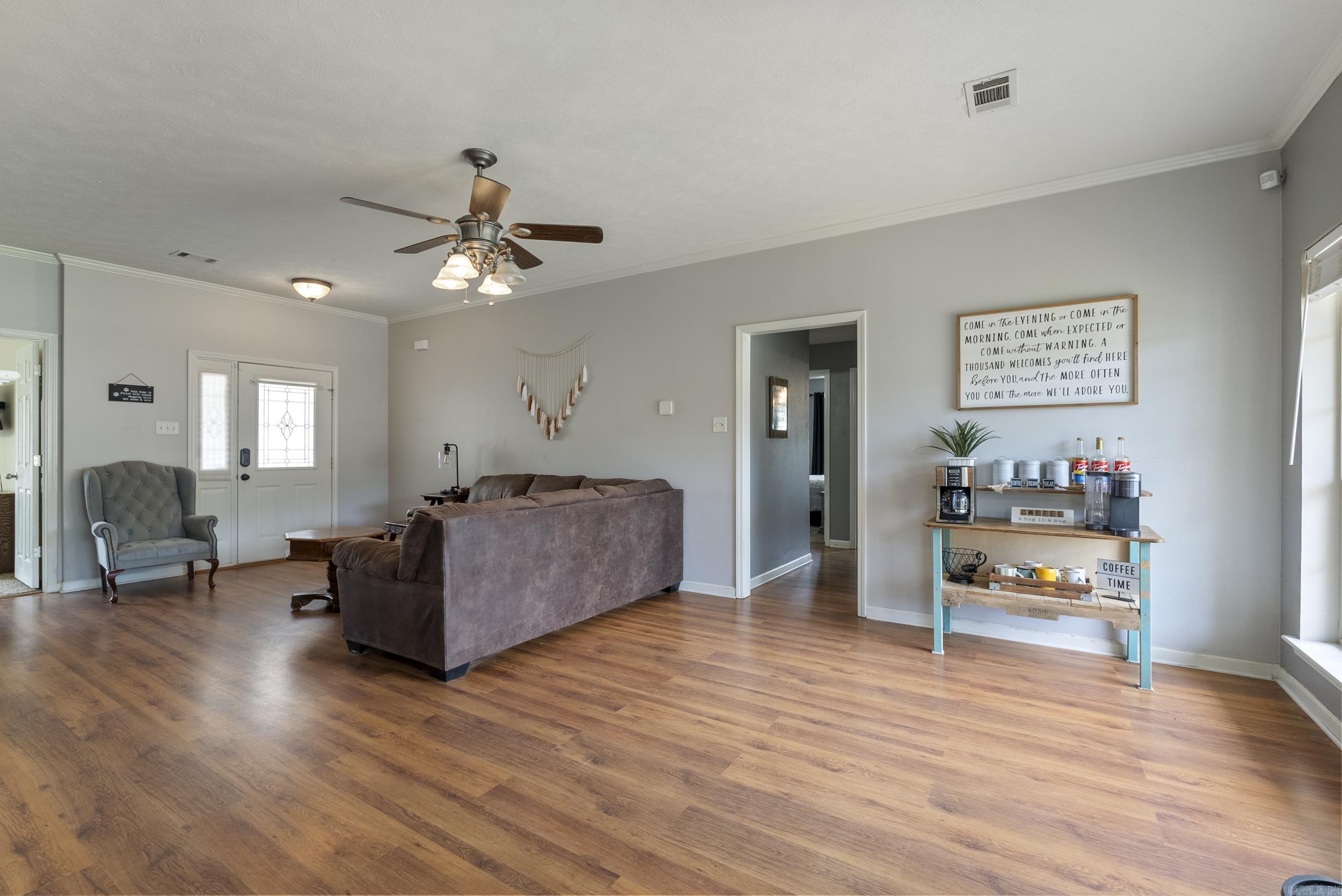 SILVER STREAK - Residential