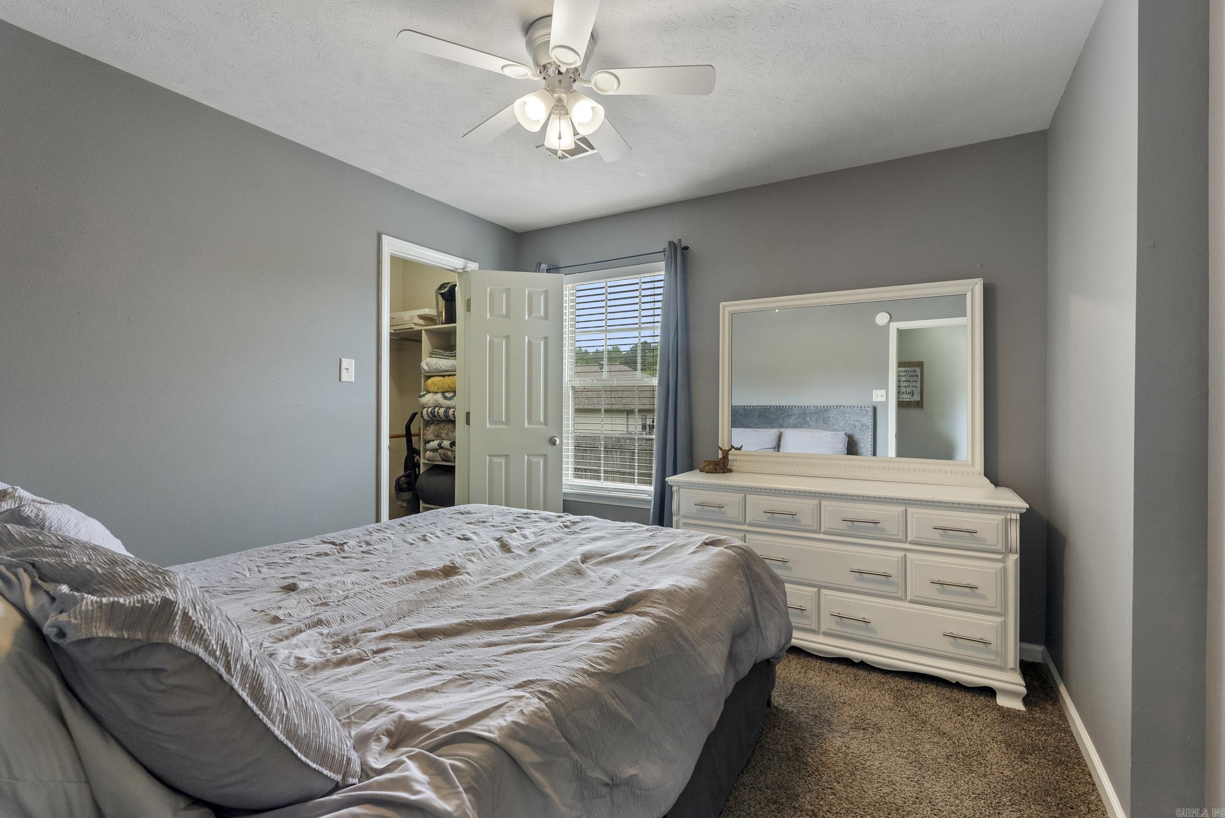 SILVER STREAK - Residential