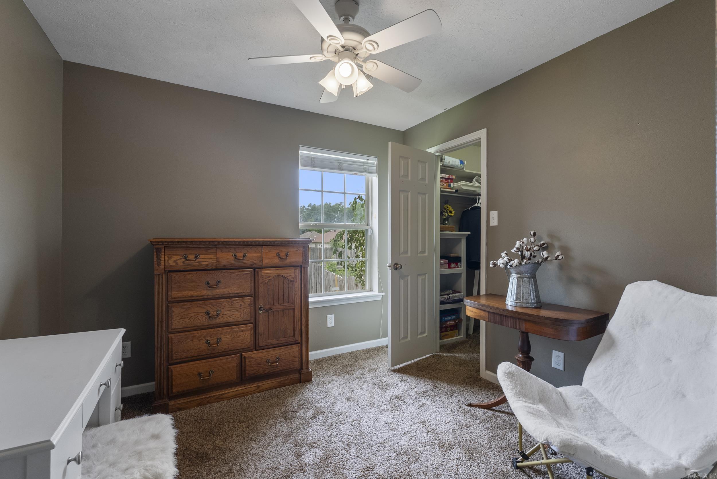 SILVER STREAK - Residential