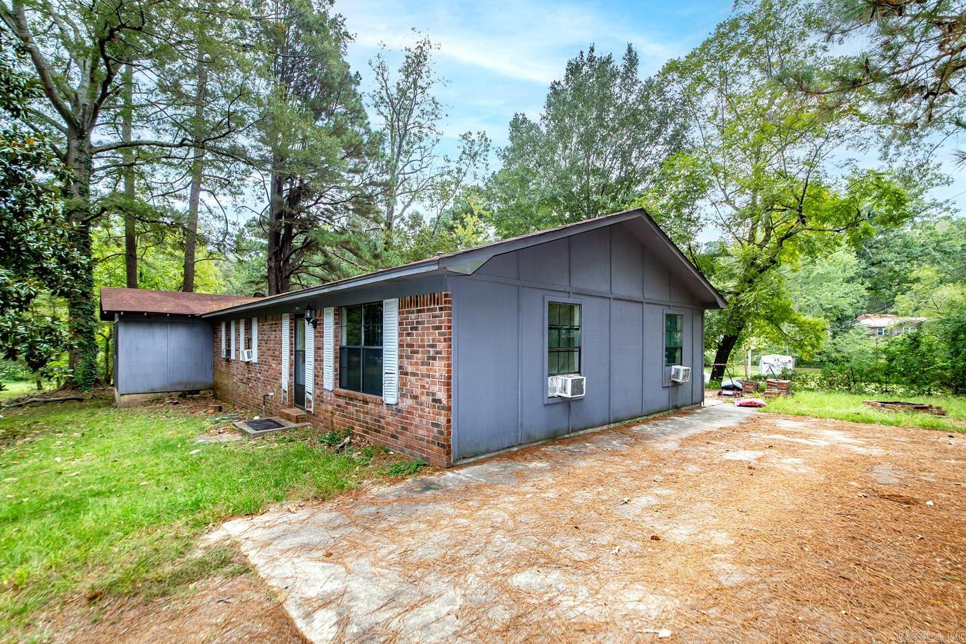 BENTON - Residential